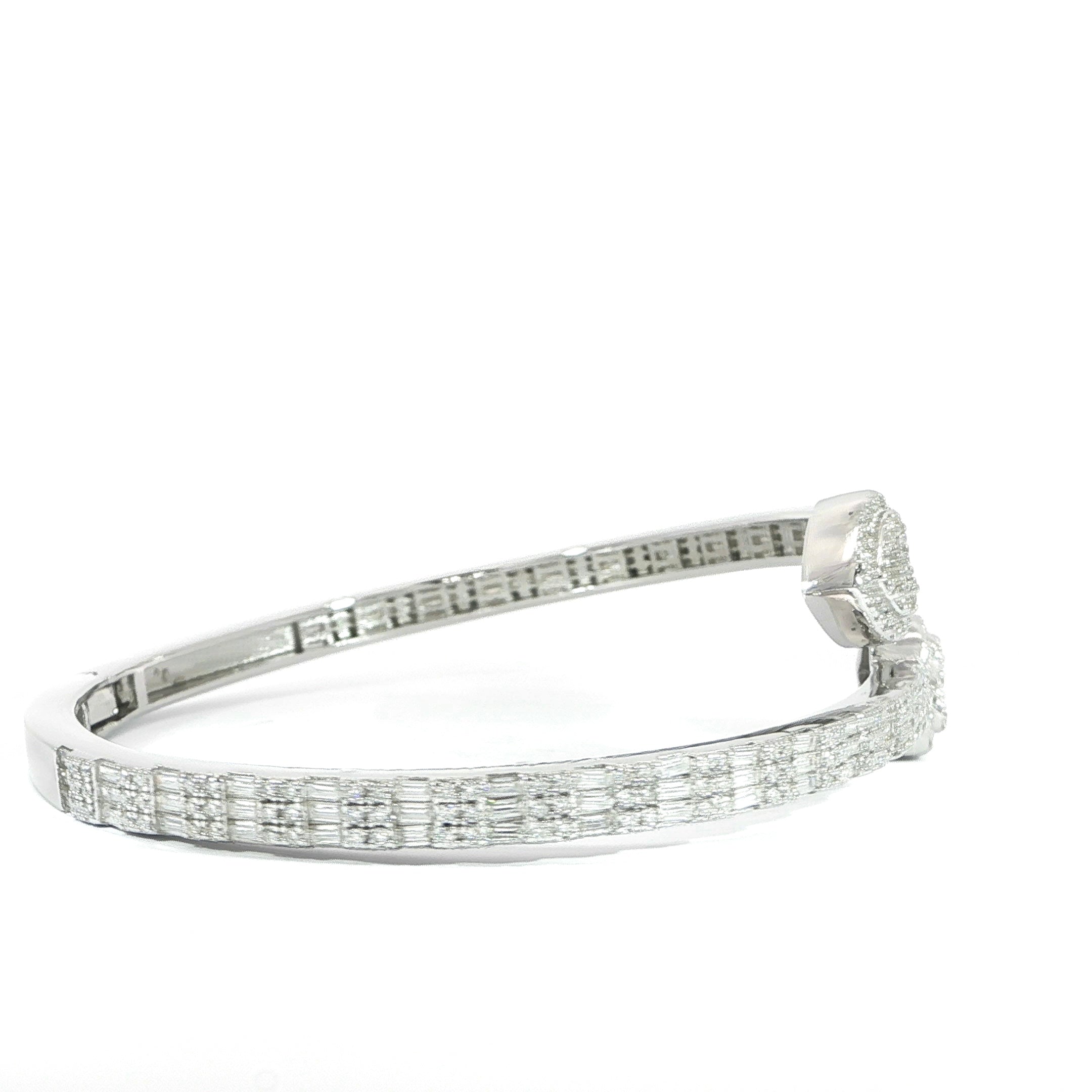 Sterling Silver Heart-End Bangle Bracelet with VVS Moissanite Stones