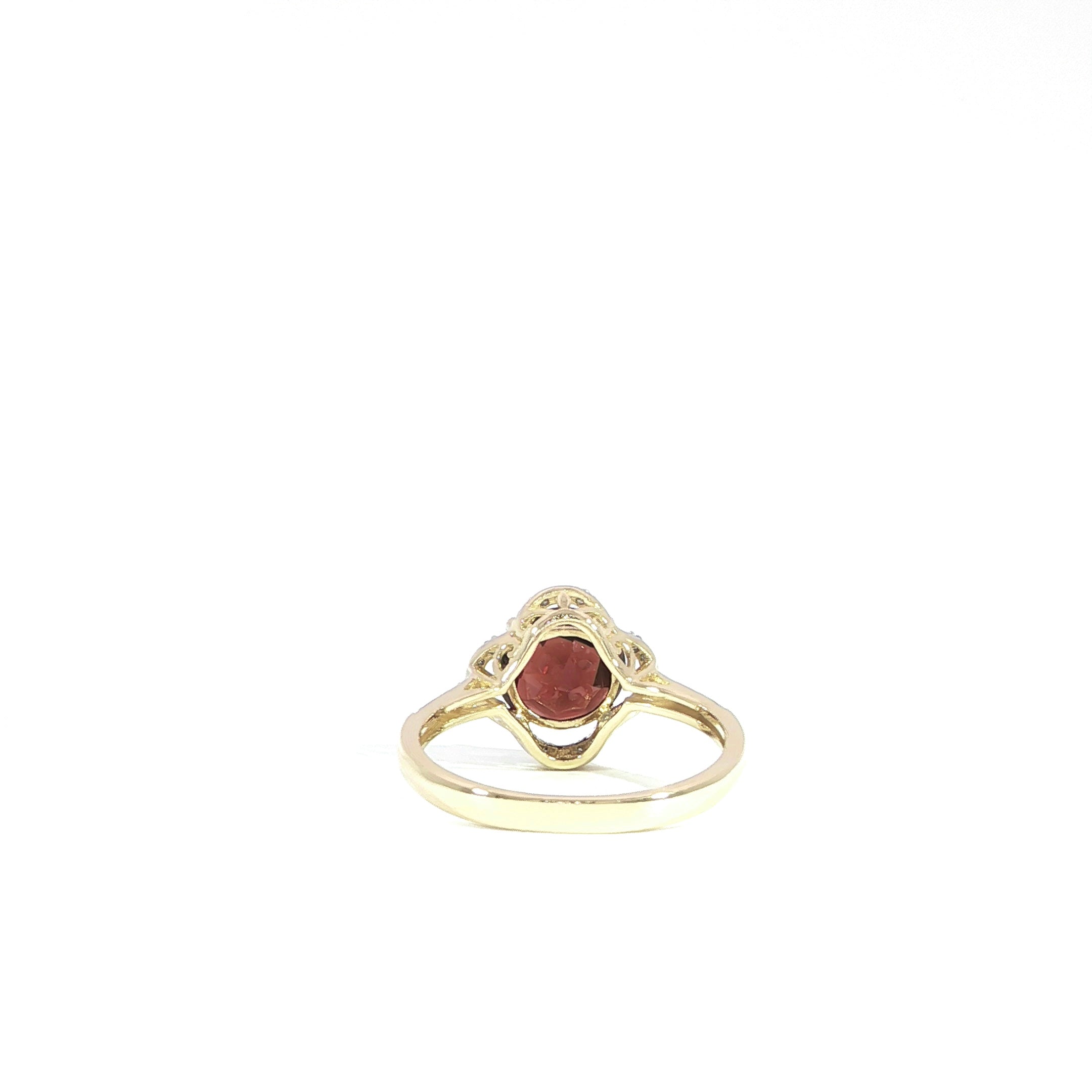 Back of natural red garnet ring in 14K gold