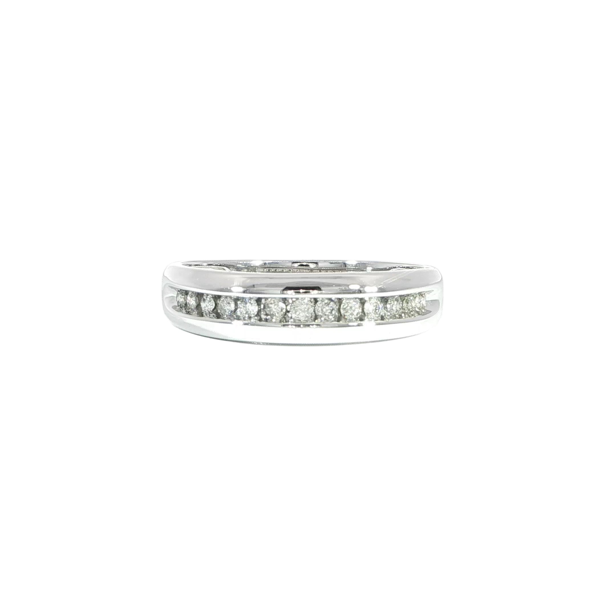 10K White Gold Natural Diamond Band Ring