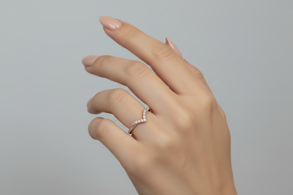 14K Gold V-Shaped Contour Diamond Band – 0.29 CTW