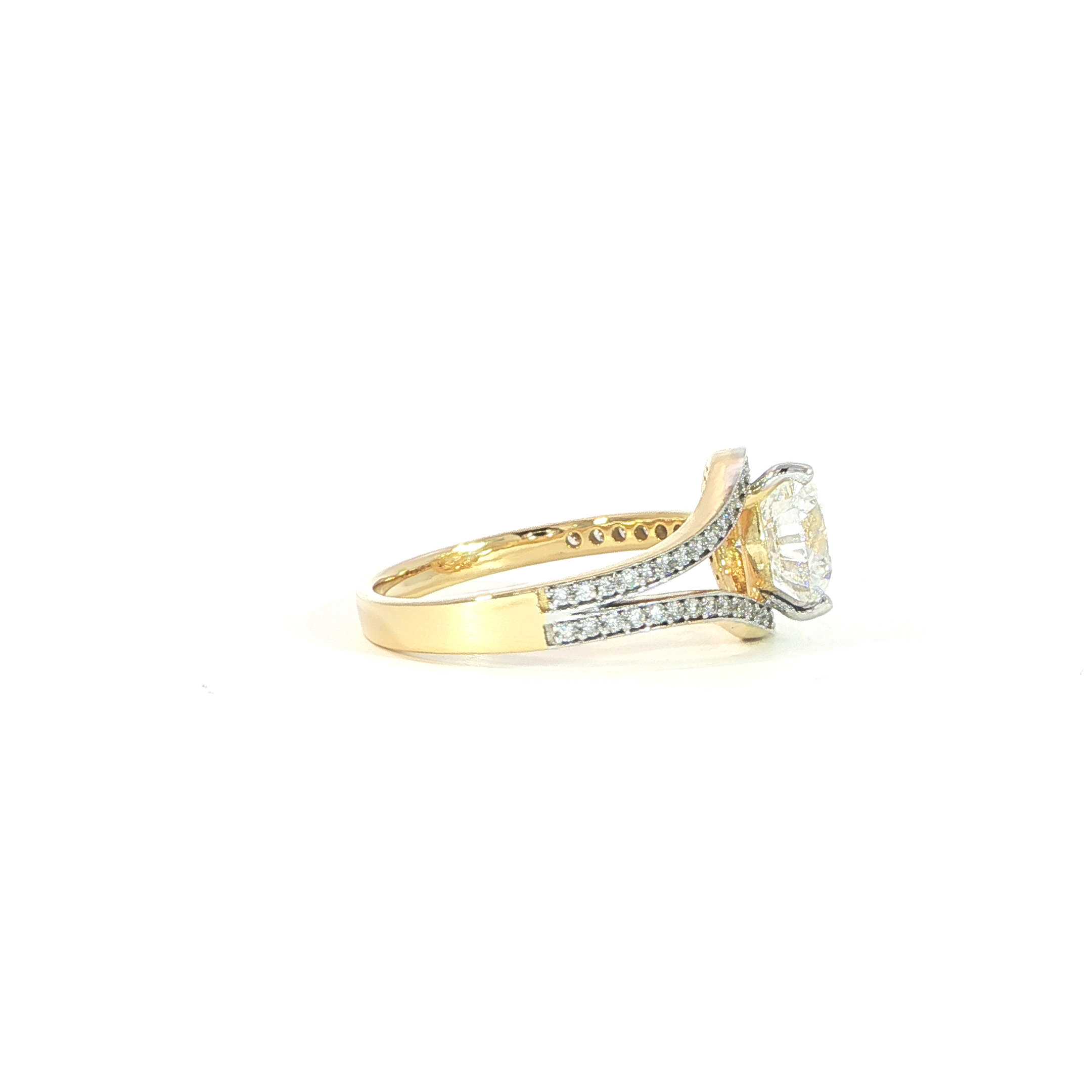 14K Gold Round Diamond Engagement Ring