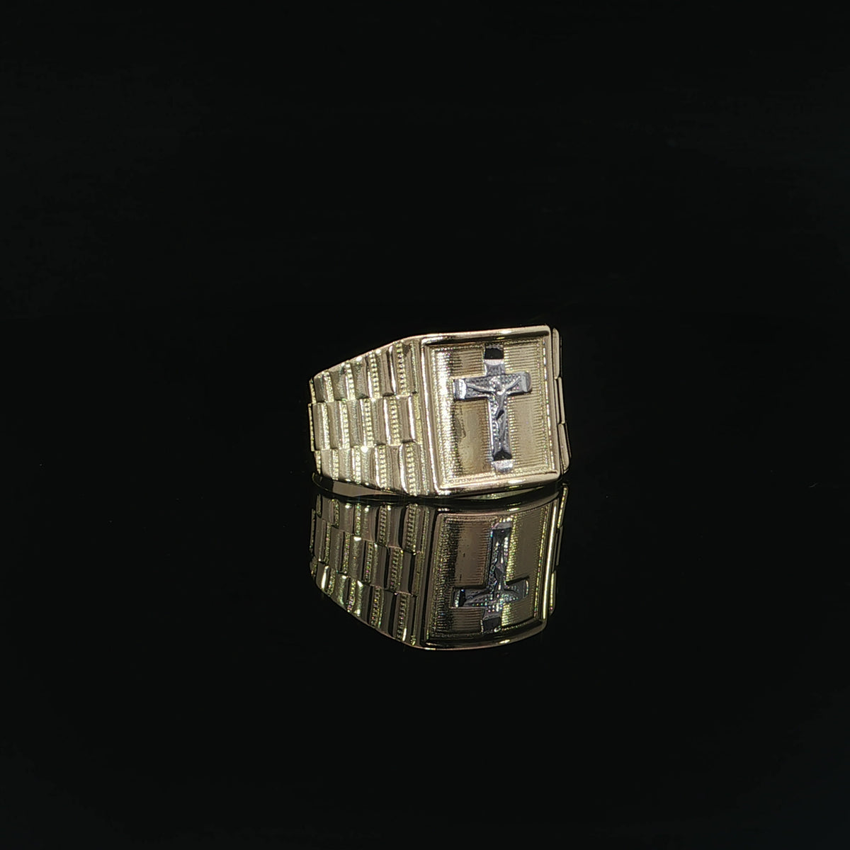 14K Yellow Gold Crucifix Ring – 13MM