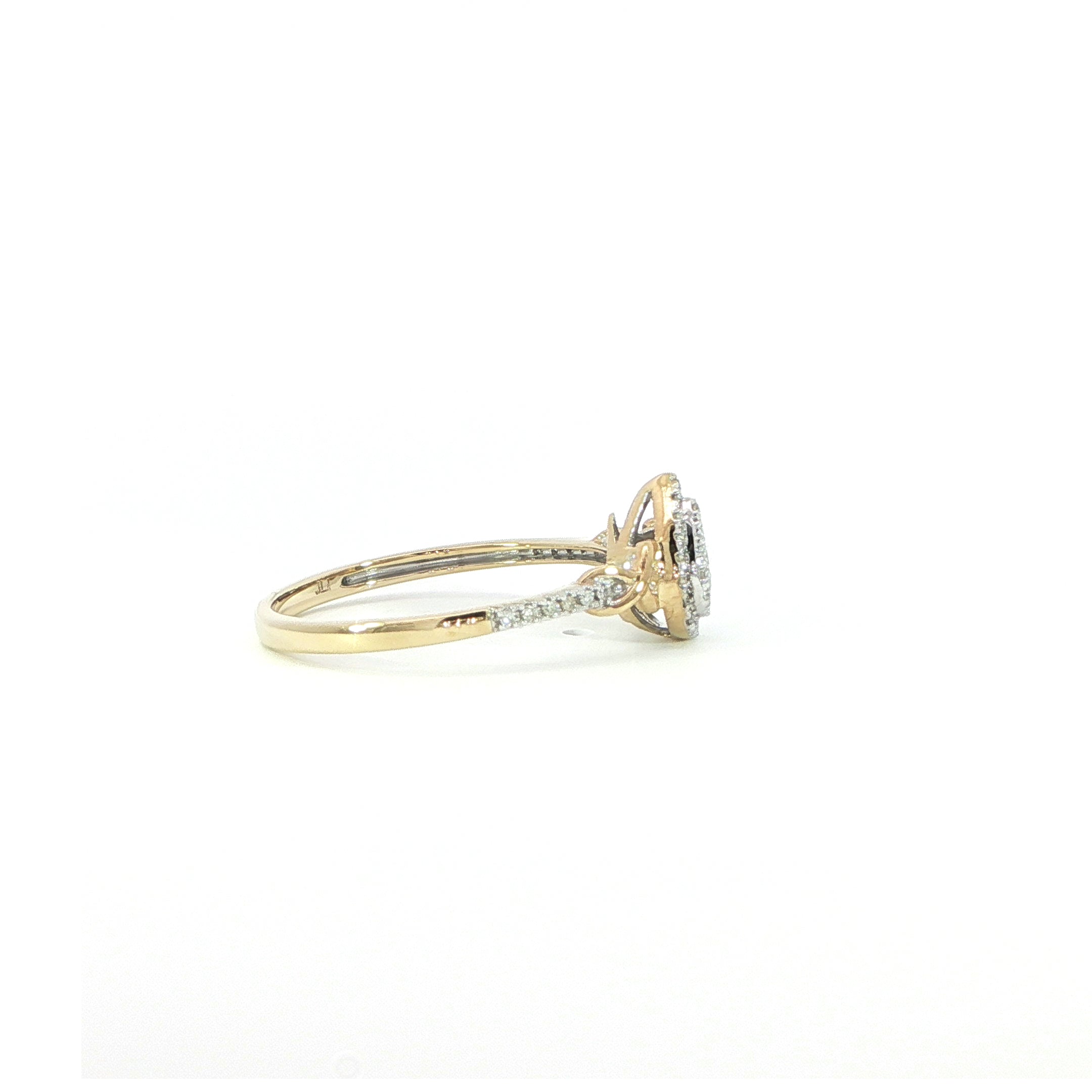 Side yellow gold pear cluster diamond ring