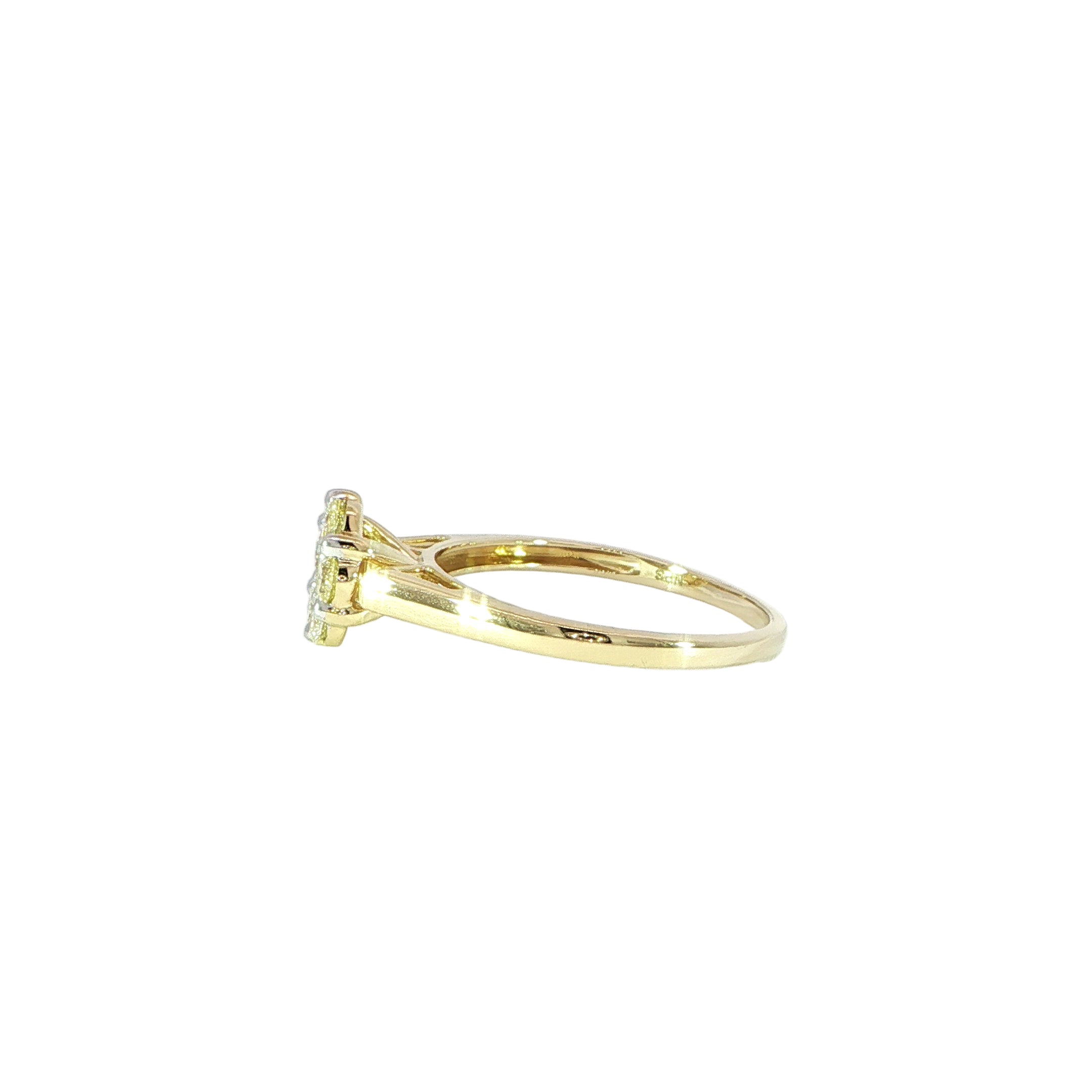 Side view classic round diamond ring