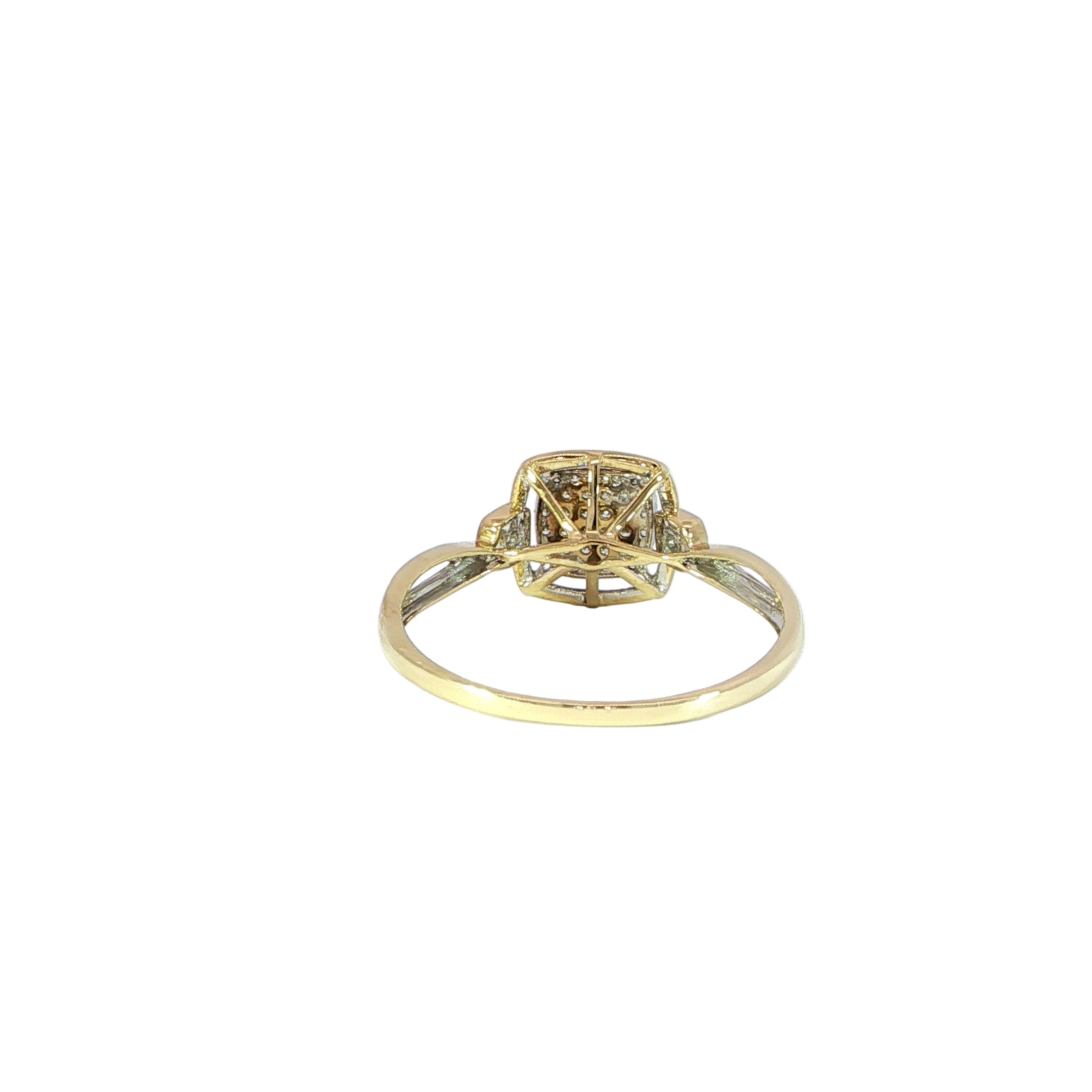 Back yellow gold cluster diamond ring