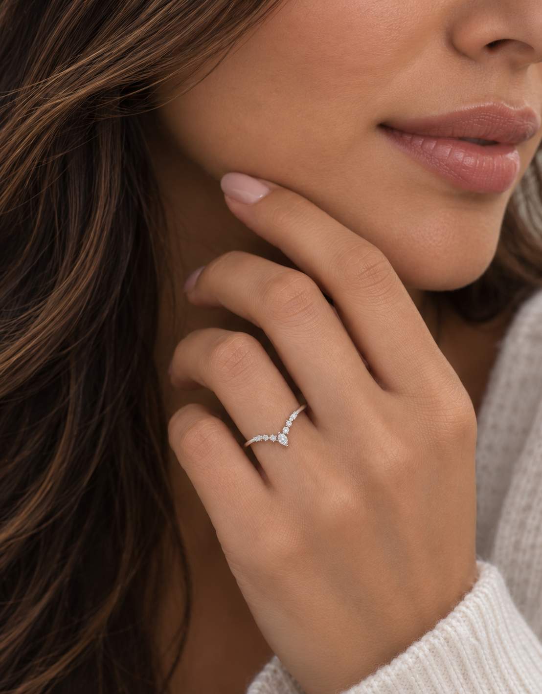 14K Gold Stackable V-Shaped Band – 0.18 CTW