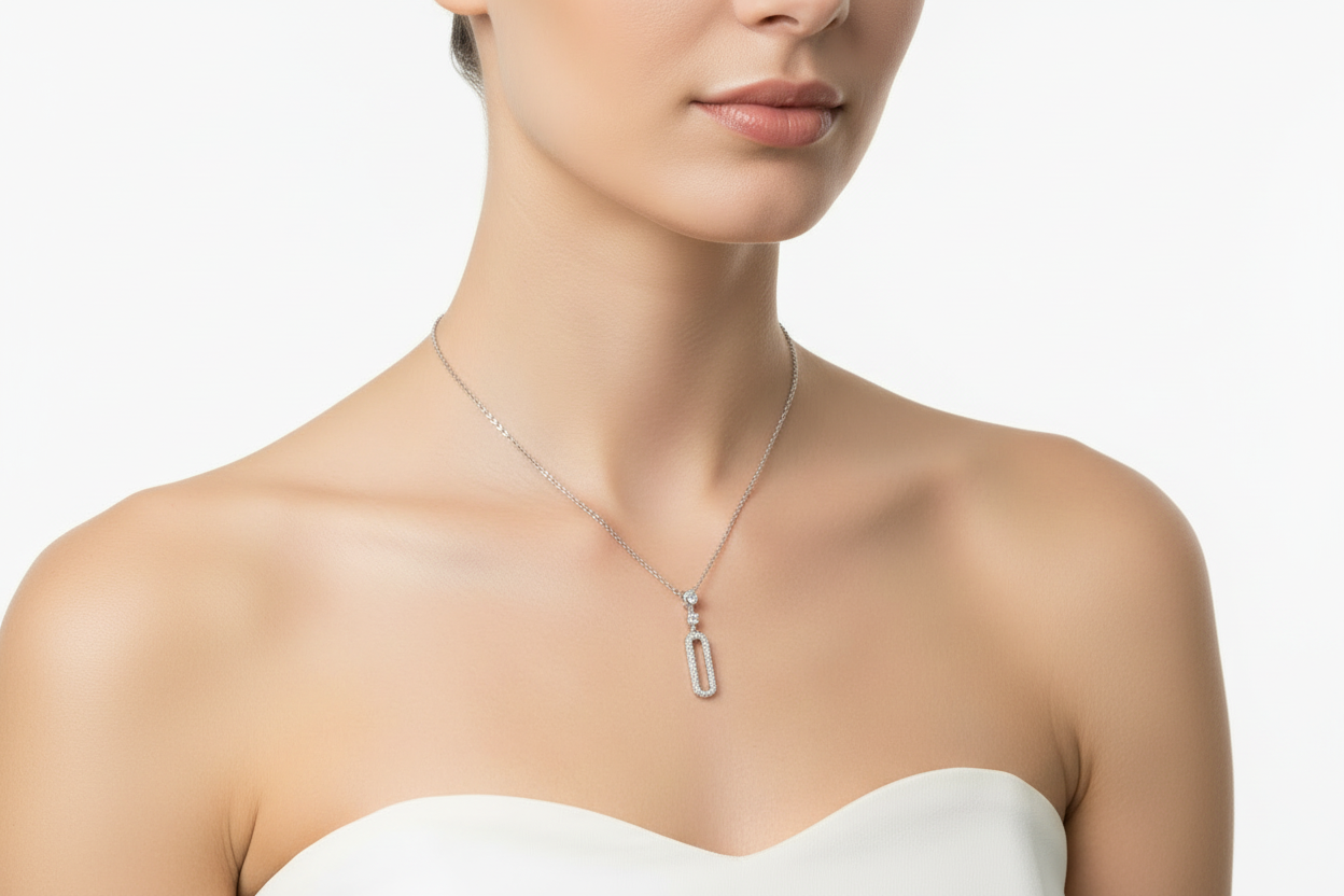 Modern paperclip fashion pendant on a cable chain.