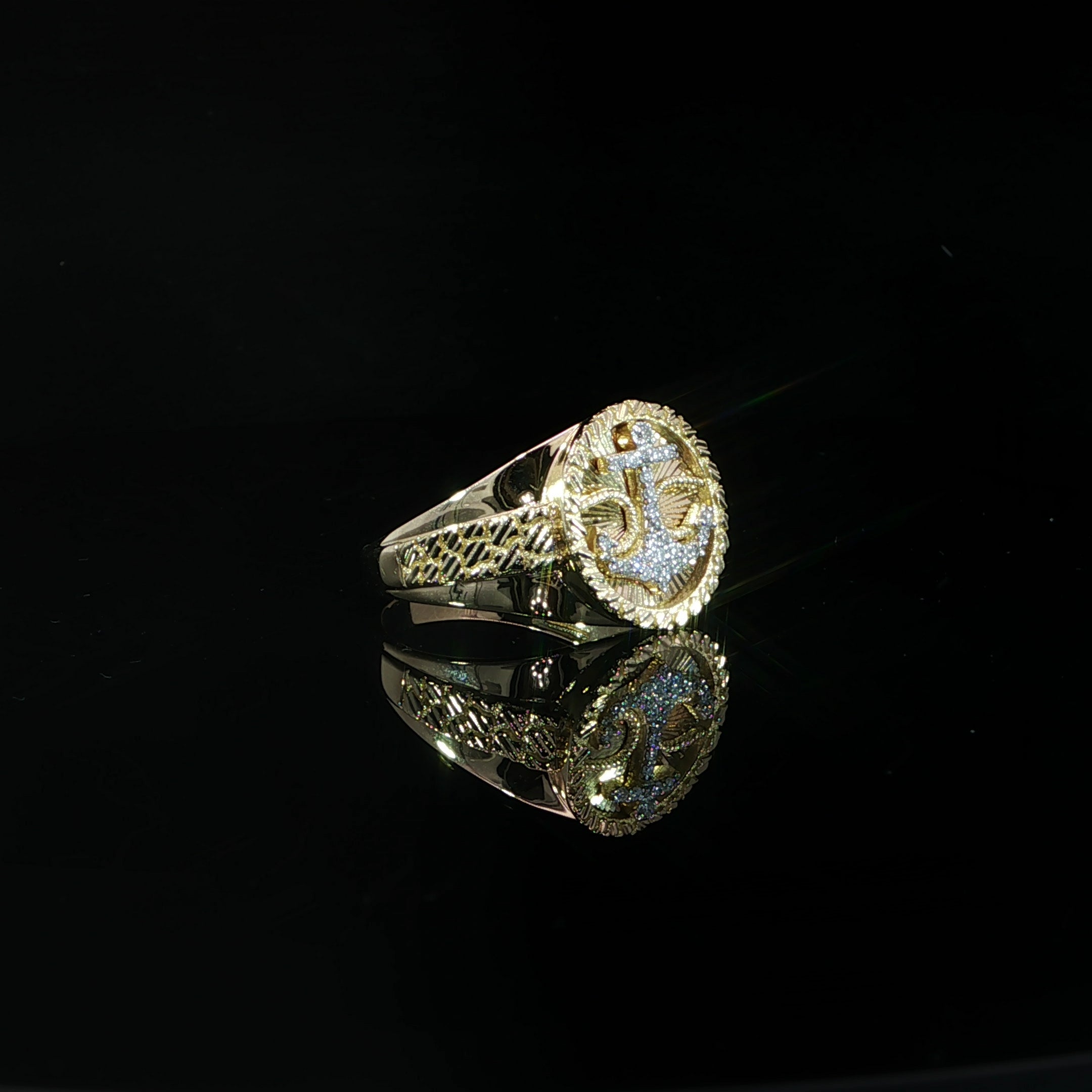 0.14 CTW natural diamond anchor ring for men in 10K yellow gold