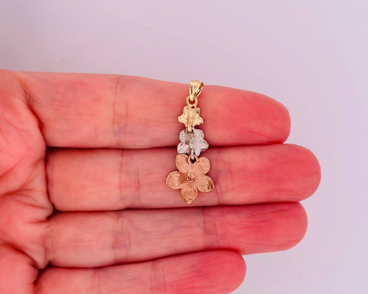 14K Tri-Color Gold Floral Pendant - 3 Flowers Design