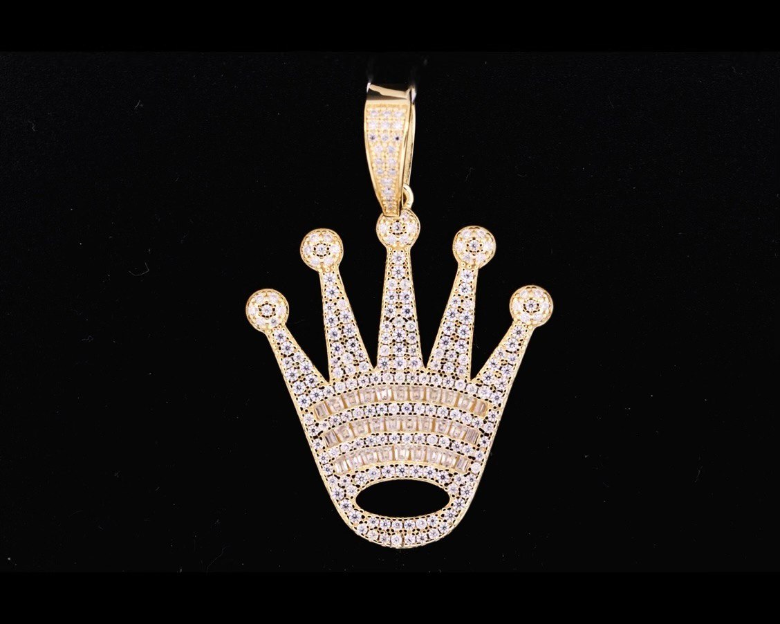 Sterling Silver Crown Pendant with VVS Moissanite - 2.34 Carat