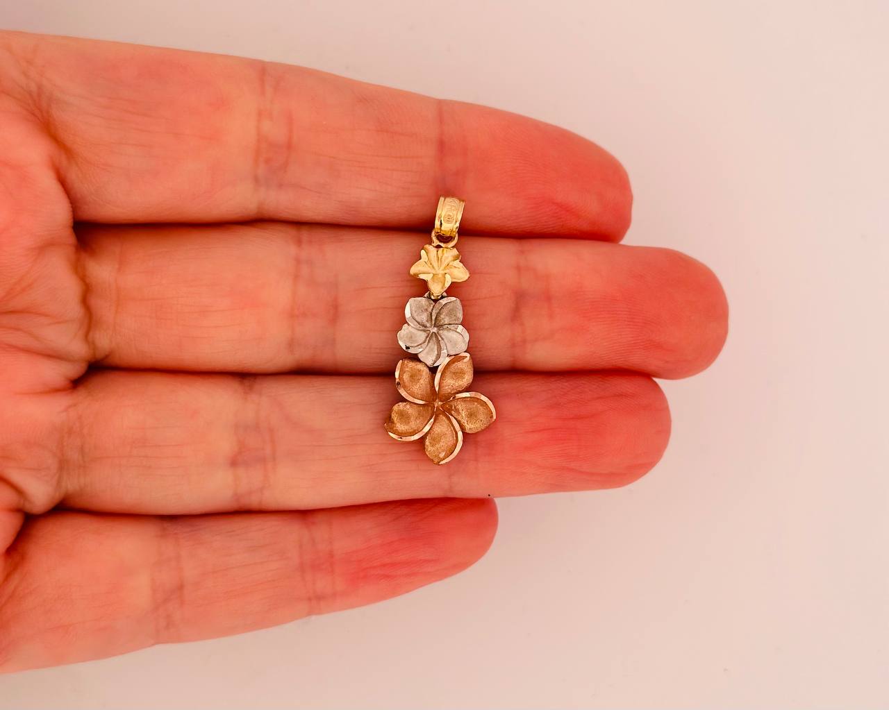 14K Tri-Color Gold Floral Pendant - 3 Flowers Design