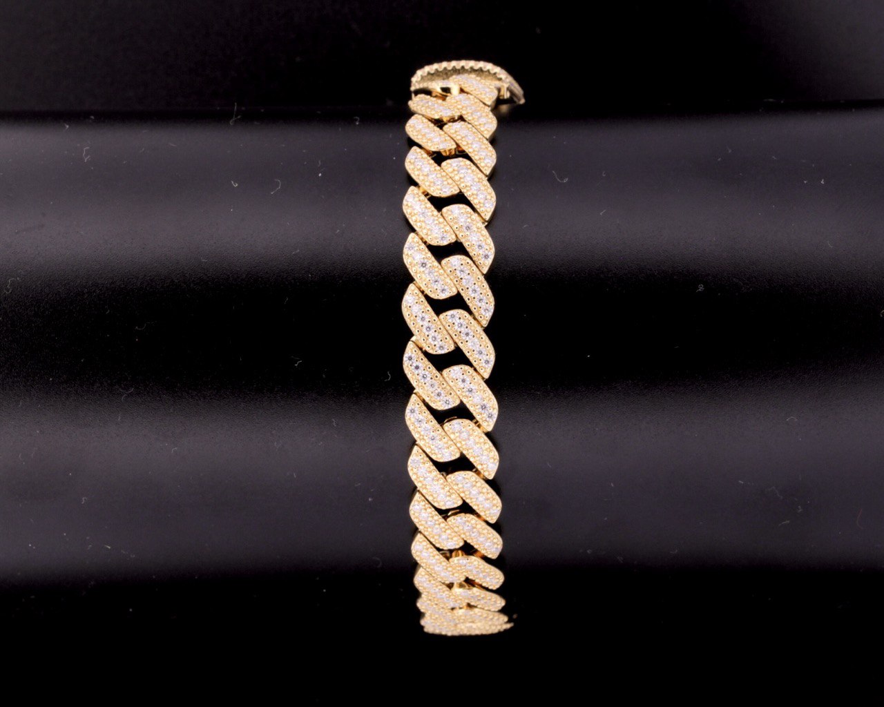 Sterling Silver Miami Cuban Bracelet - 12MM, 5.4CT VVS Moissanite