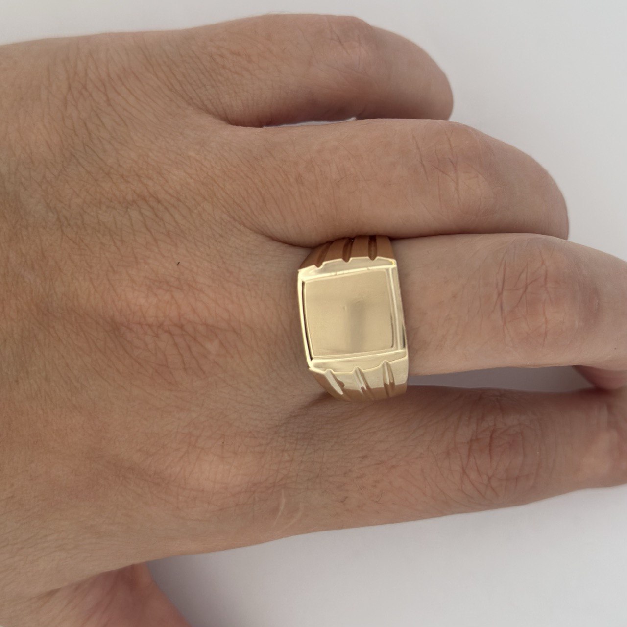 14K Yellow Gold Men’s Ring - 13.5MM