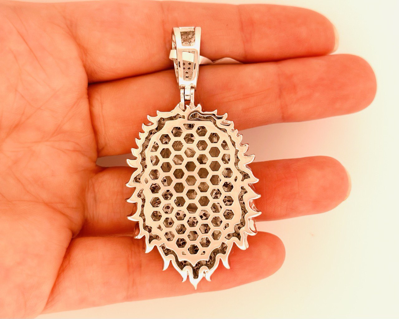 Sterling Silver VVS Moissanite Lion Pendant - 4.24 CT