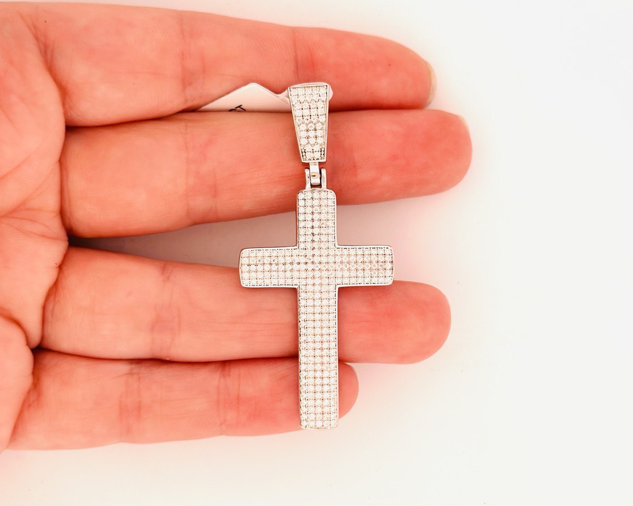 Sterling Silver Cross Pendant with VVS Moissanite - 1.47 Carat