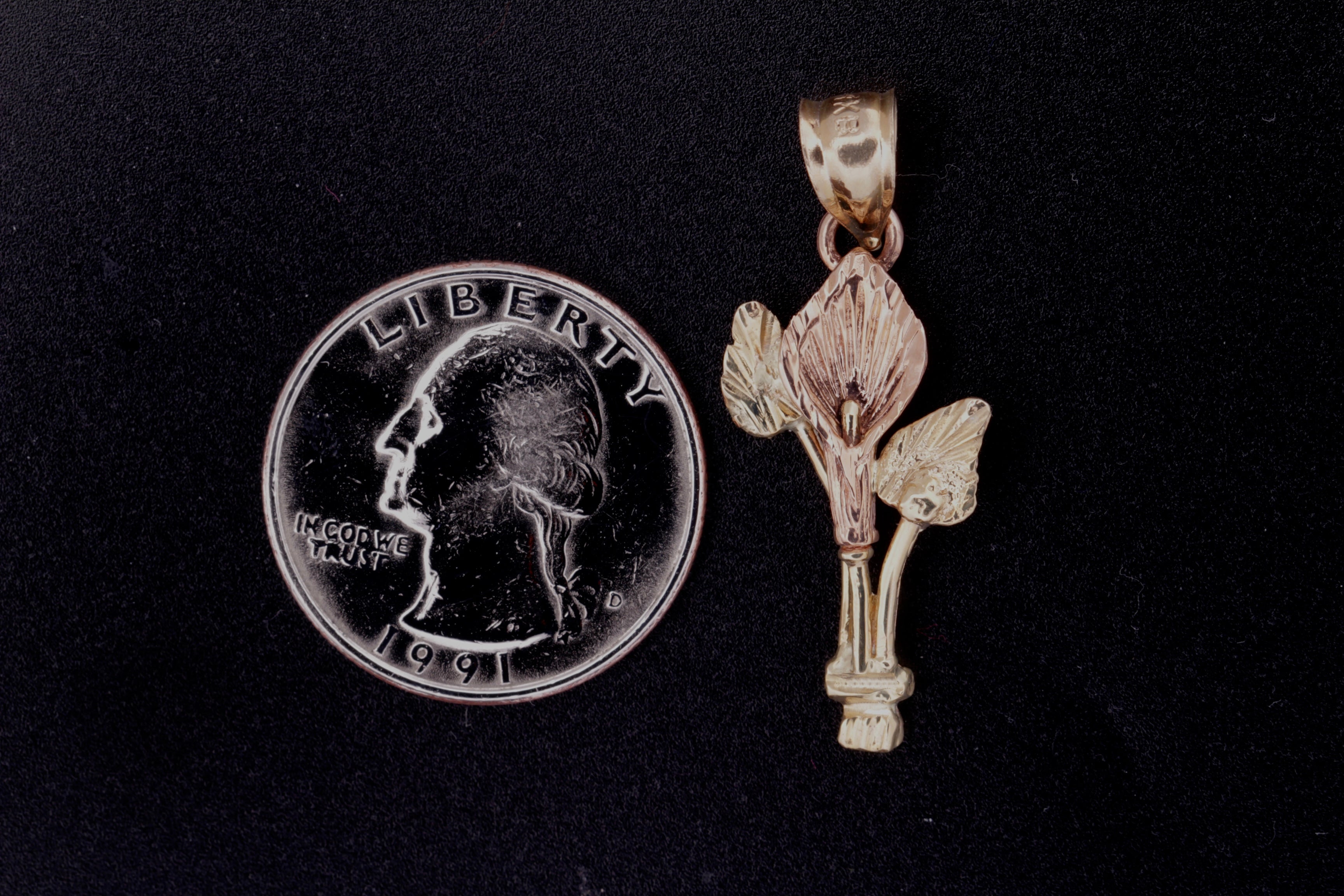 14K Flower Pendant