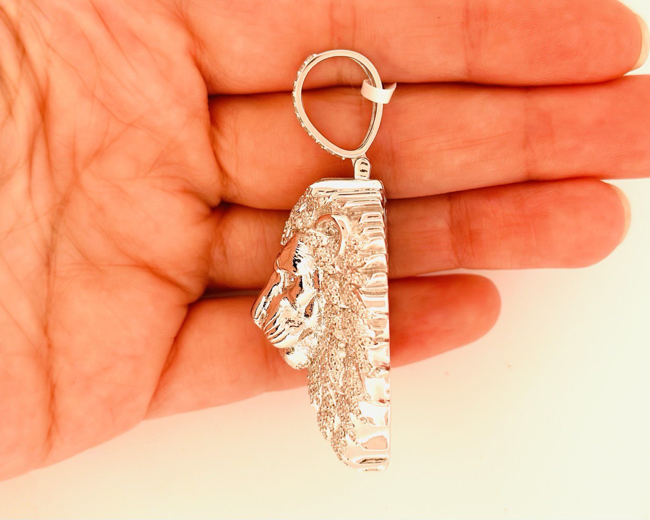 Sterling Silver VVS Moissanite Lion Pendant - 4.24 CT