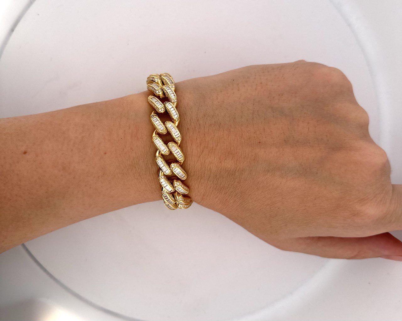 Sterling Silver Miami Cuban Bracelet - 12.5mm, 14.54CT VVS Moissanite