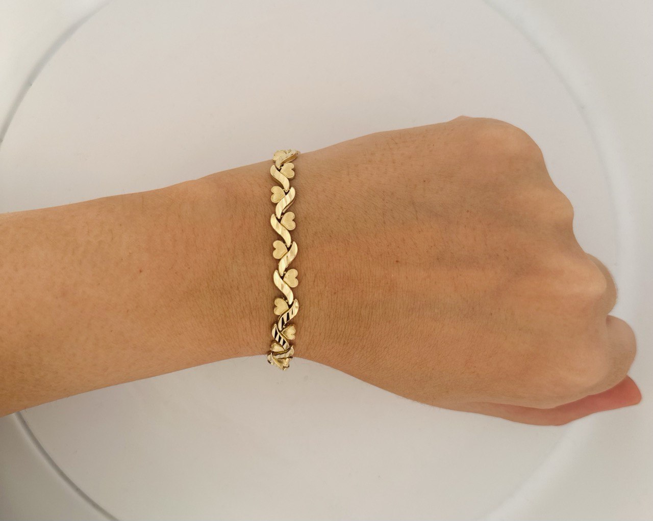 14K Yellow Gold Heart Bracelet - 6.75MM