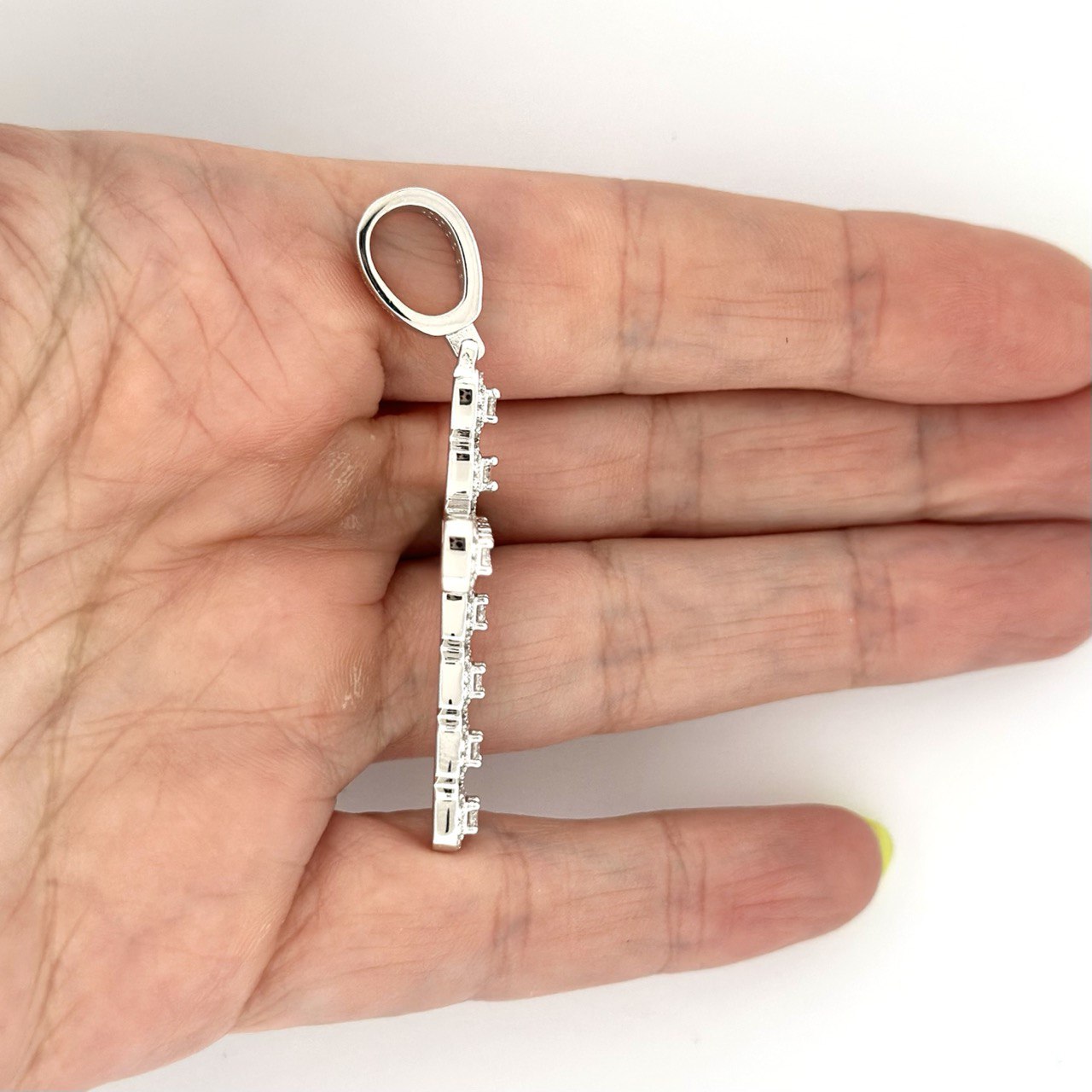 925 Sterling Silver Cross Pendant with VVS Moissanite - 1.62ctw