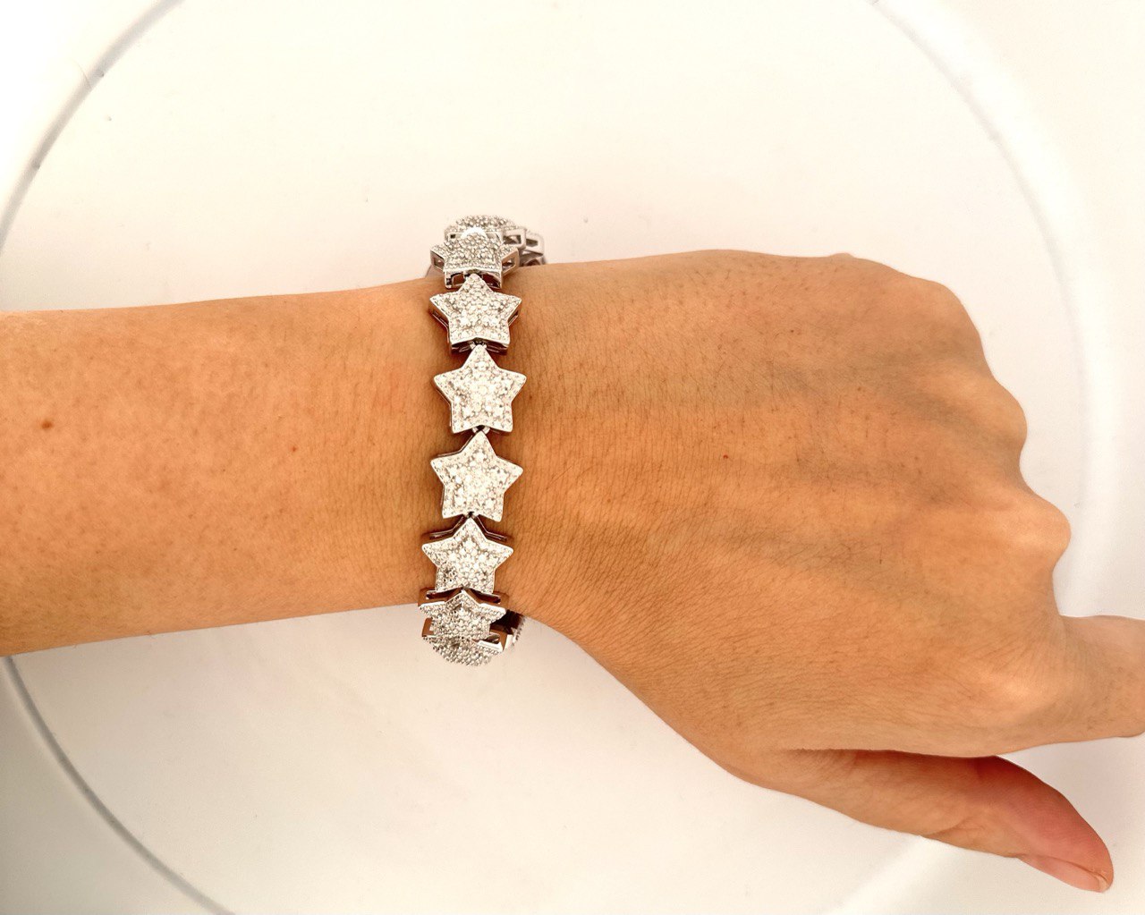 Sterling Silver Star-Shaped Bracelet - 13mm, 6.54CT VVS Moissanite