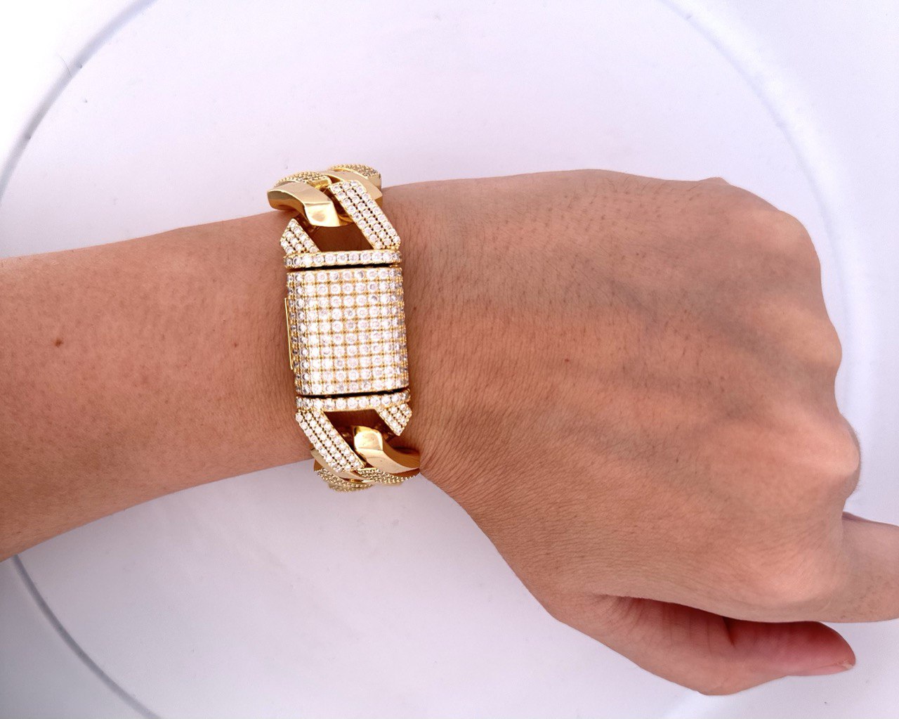 Sterling Silver Solid Miami Cuban Bracelet – VVS Moissanite – 22mm