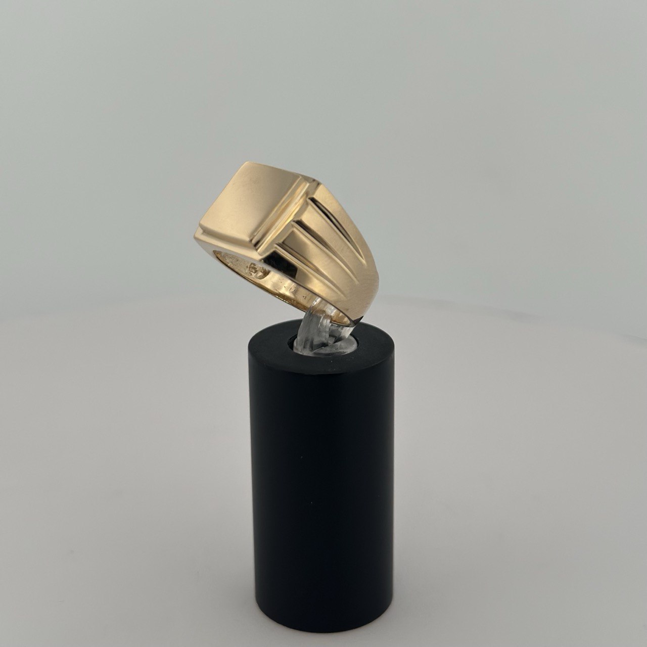 14K Yellow Gold Men’s Ring - 13.5MM