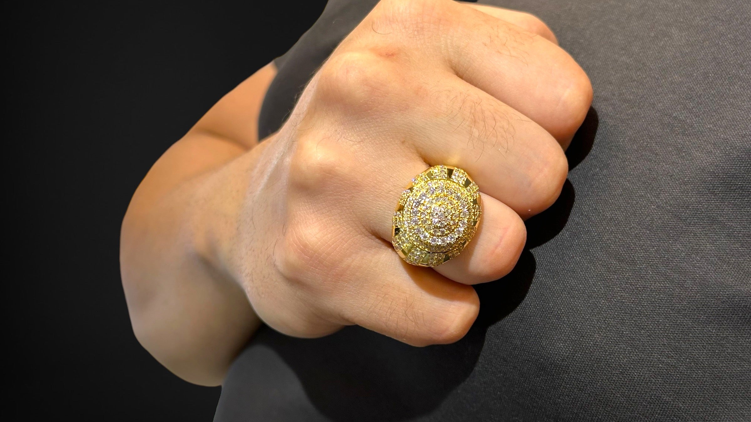 925 Sterling Silver VVS-D Moissanite King style Ring – 2.5 Carats