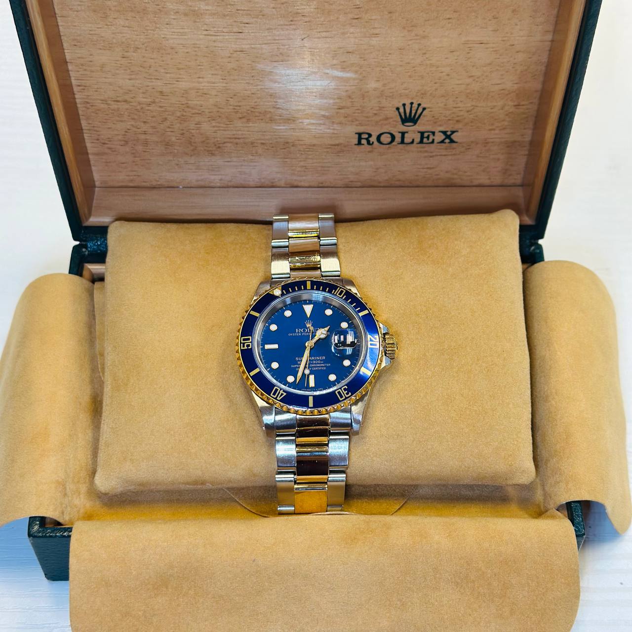 Rolex Submariner 16613 - X Serial, Box & Papers