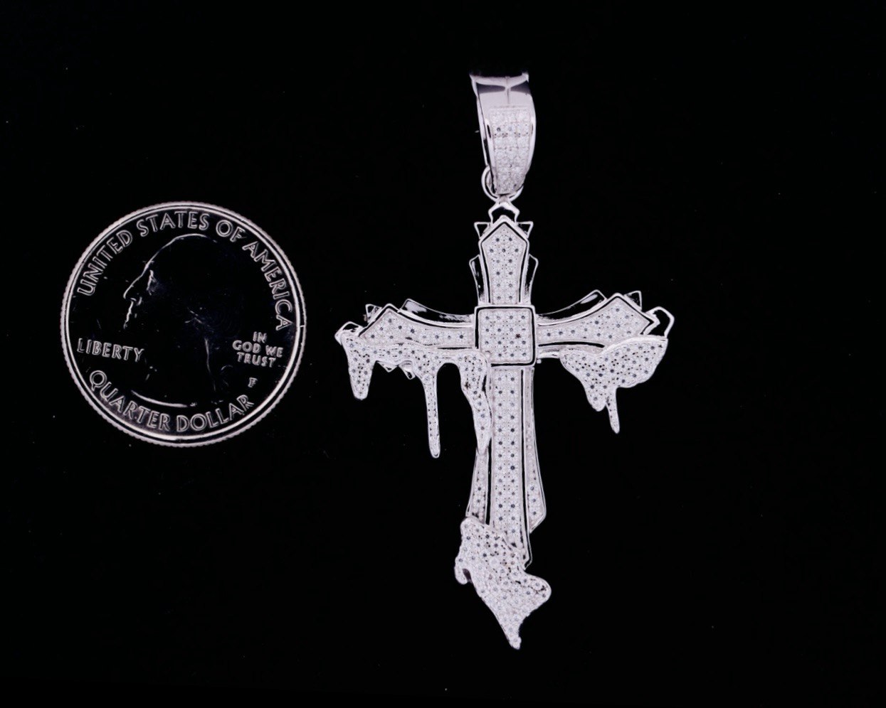 Sterling Silver Cross Pendant with VVS Moissanite - 0.96 Carat