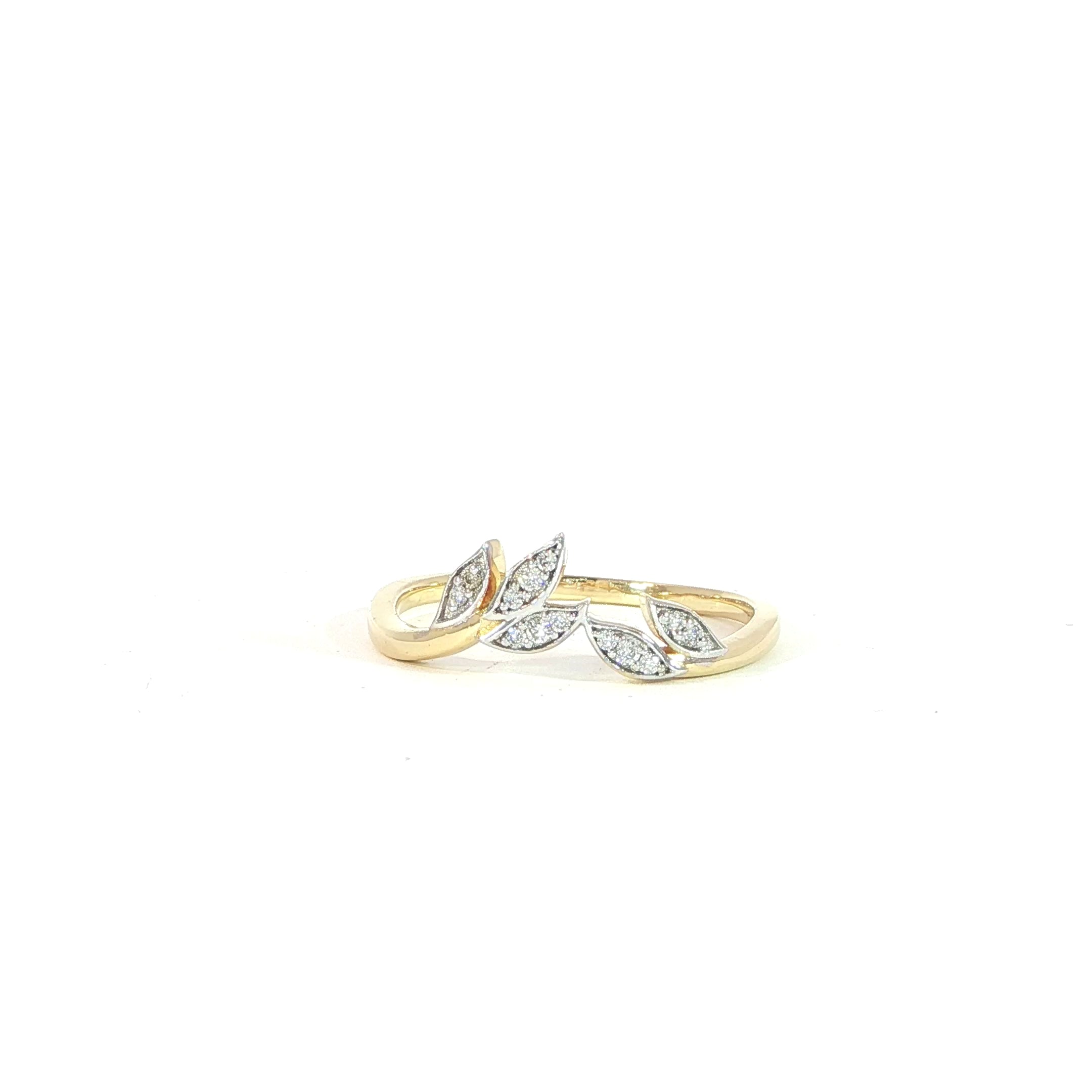 Video of dainty 14K yellow gold diamond leaf ring with curved band