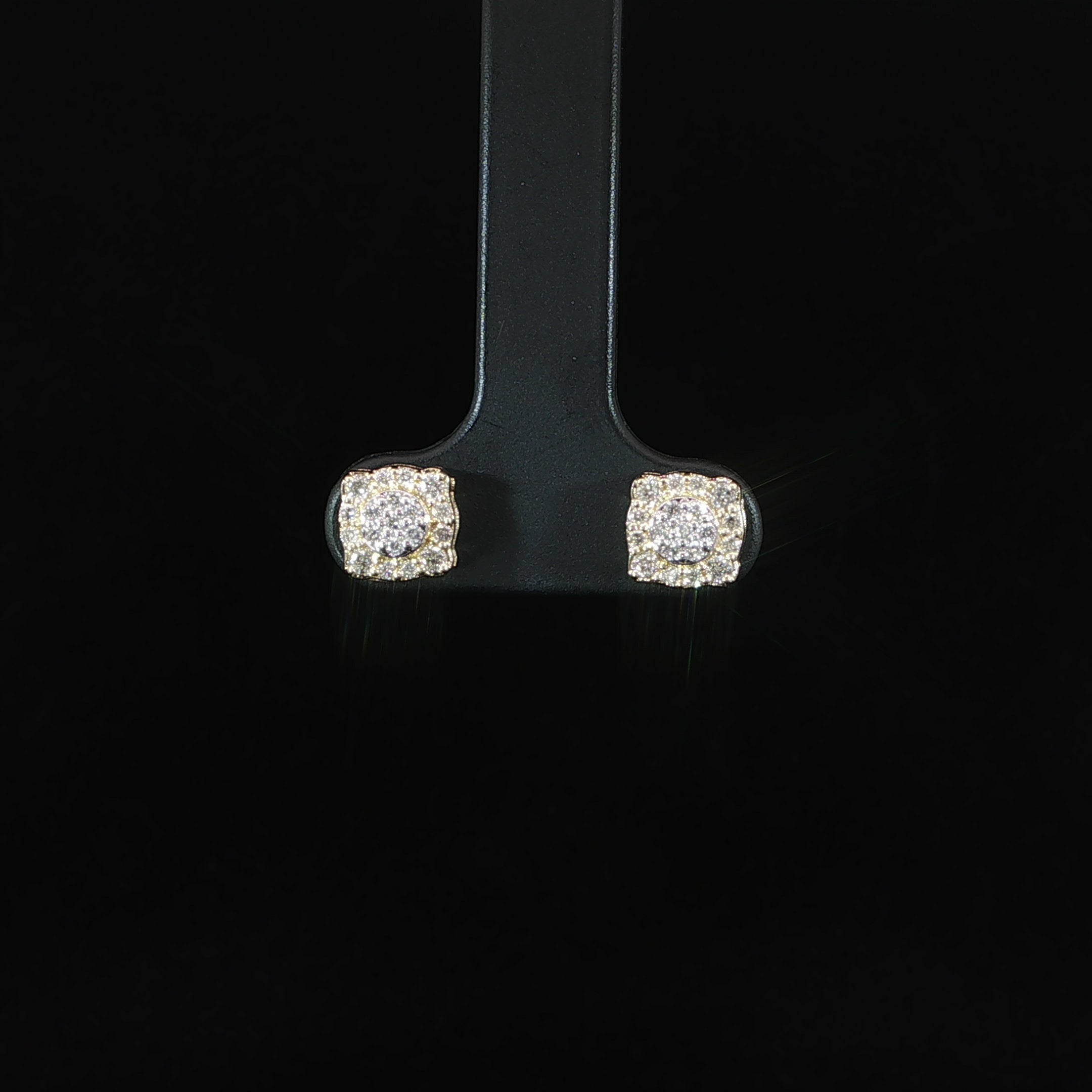 Video of 0.27 CTW natural diamond cluster studs crafted in 10k yellow gold