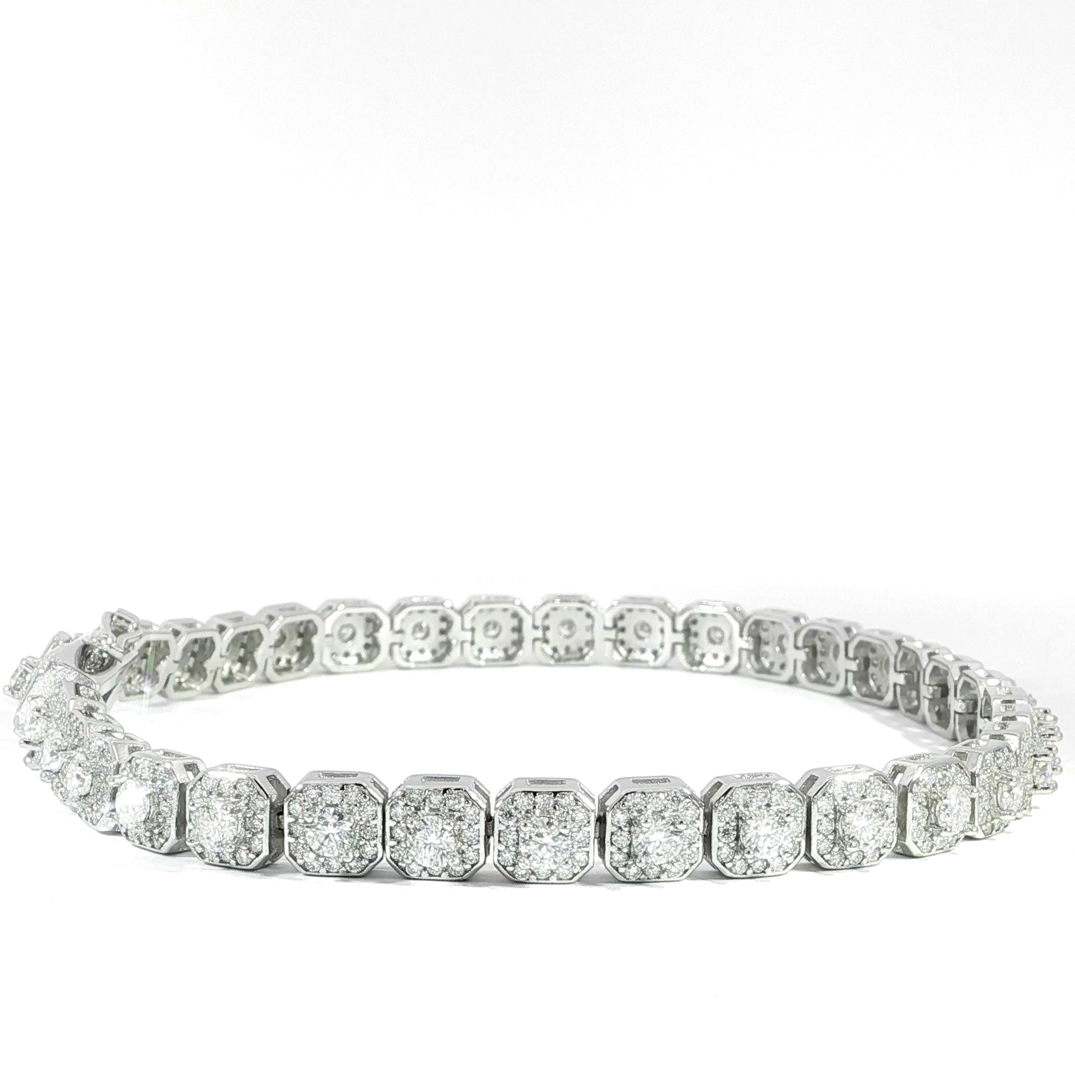 Video of princess cut 6MM sterling silver moissanite tennis bracelet