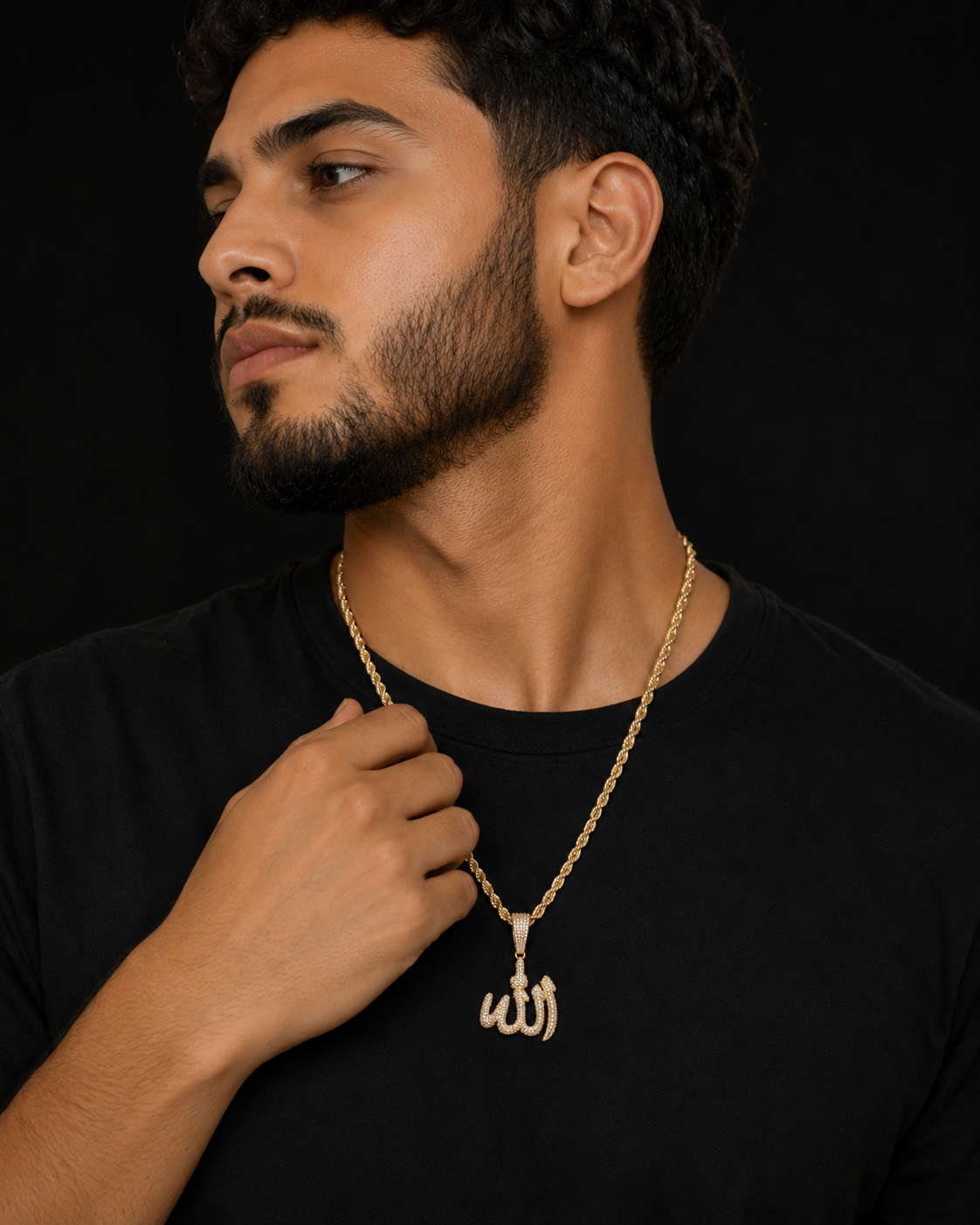 Luxury Allah pendant crafted in sterling silver with moissanite