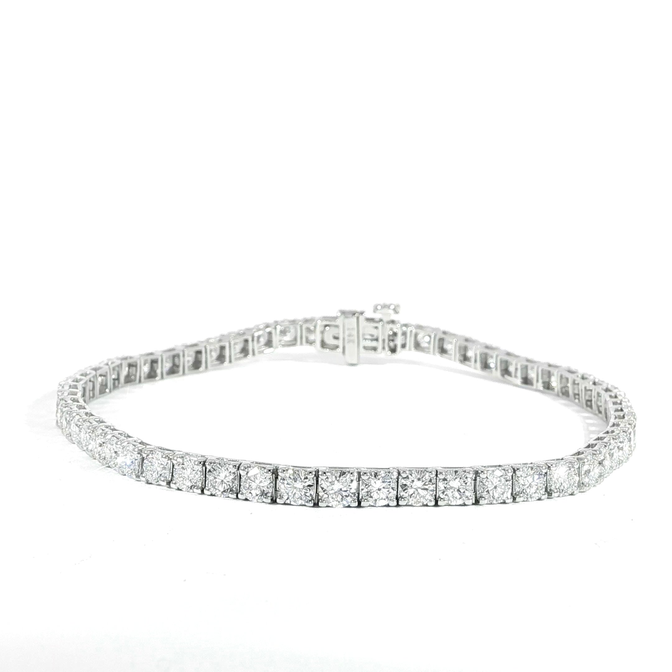 14K White Gold Diamond Tennis Bracelet – 5.21 CT