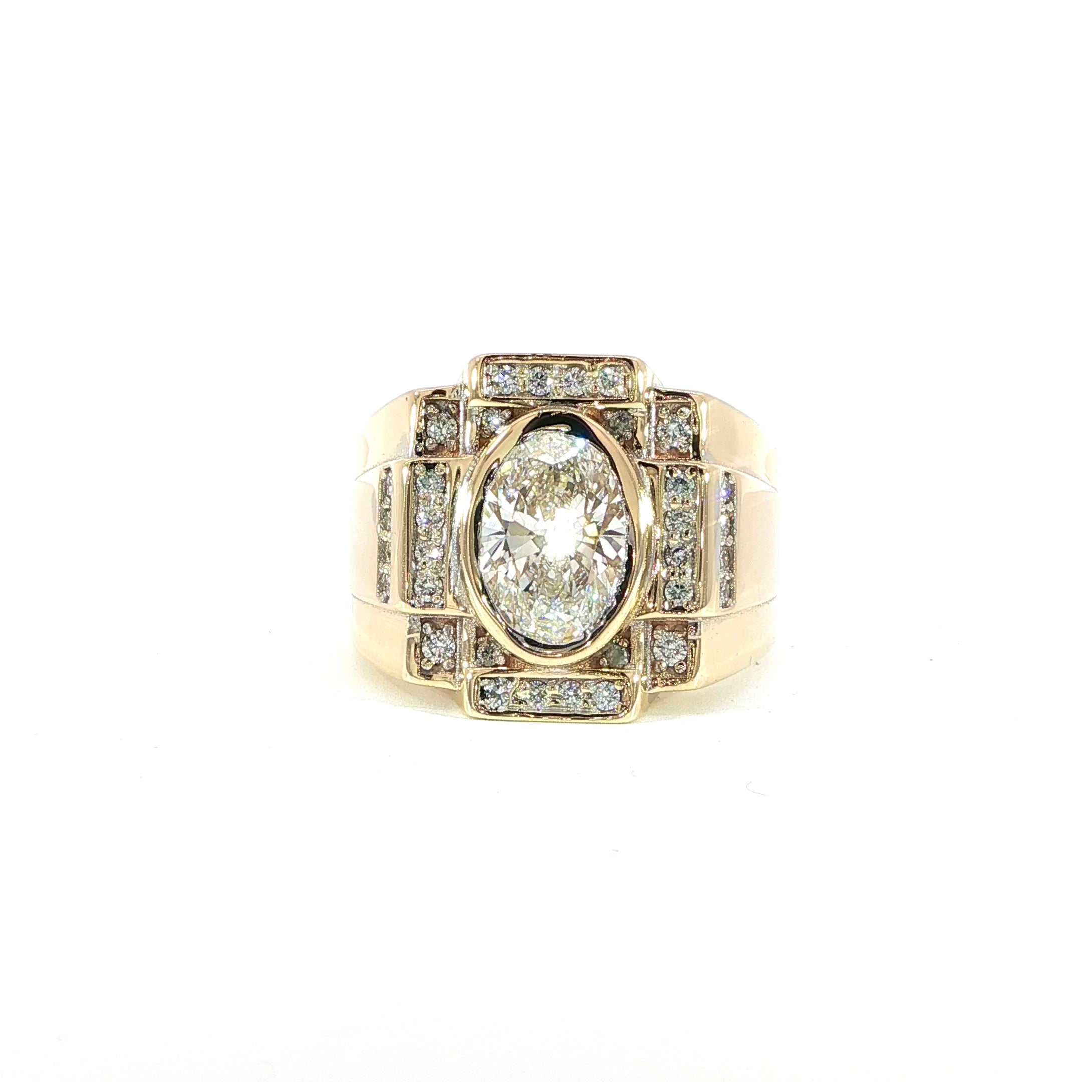 14K Yellow Gold 3ct Oval Lab Grown Diamond Men’s Ring with Natural Side Diamonds – 3.4ctw