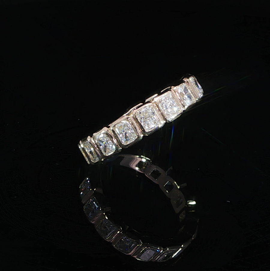 Custom 046