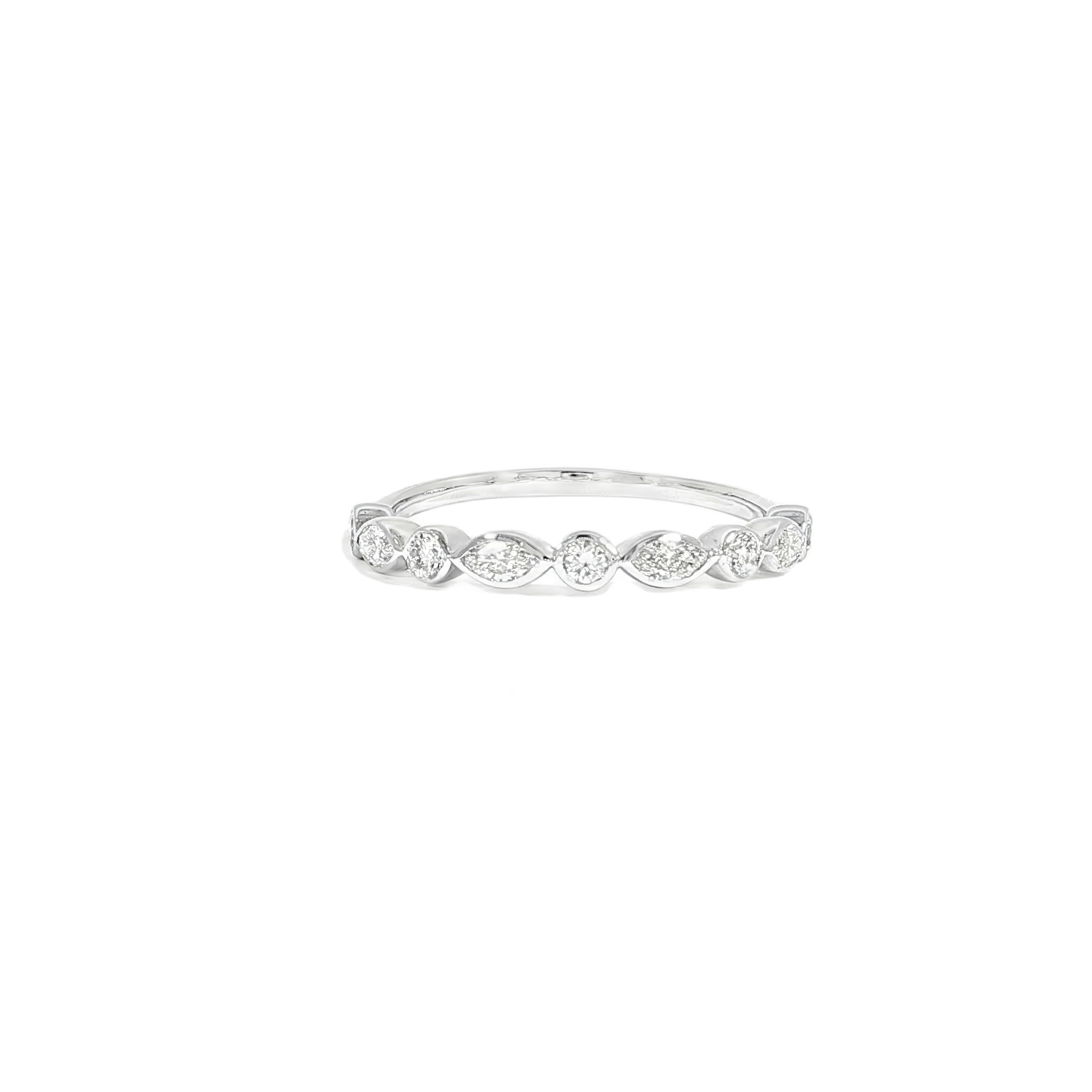 Close-up of marquise and round bezel diamond band