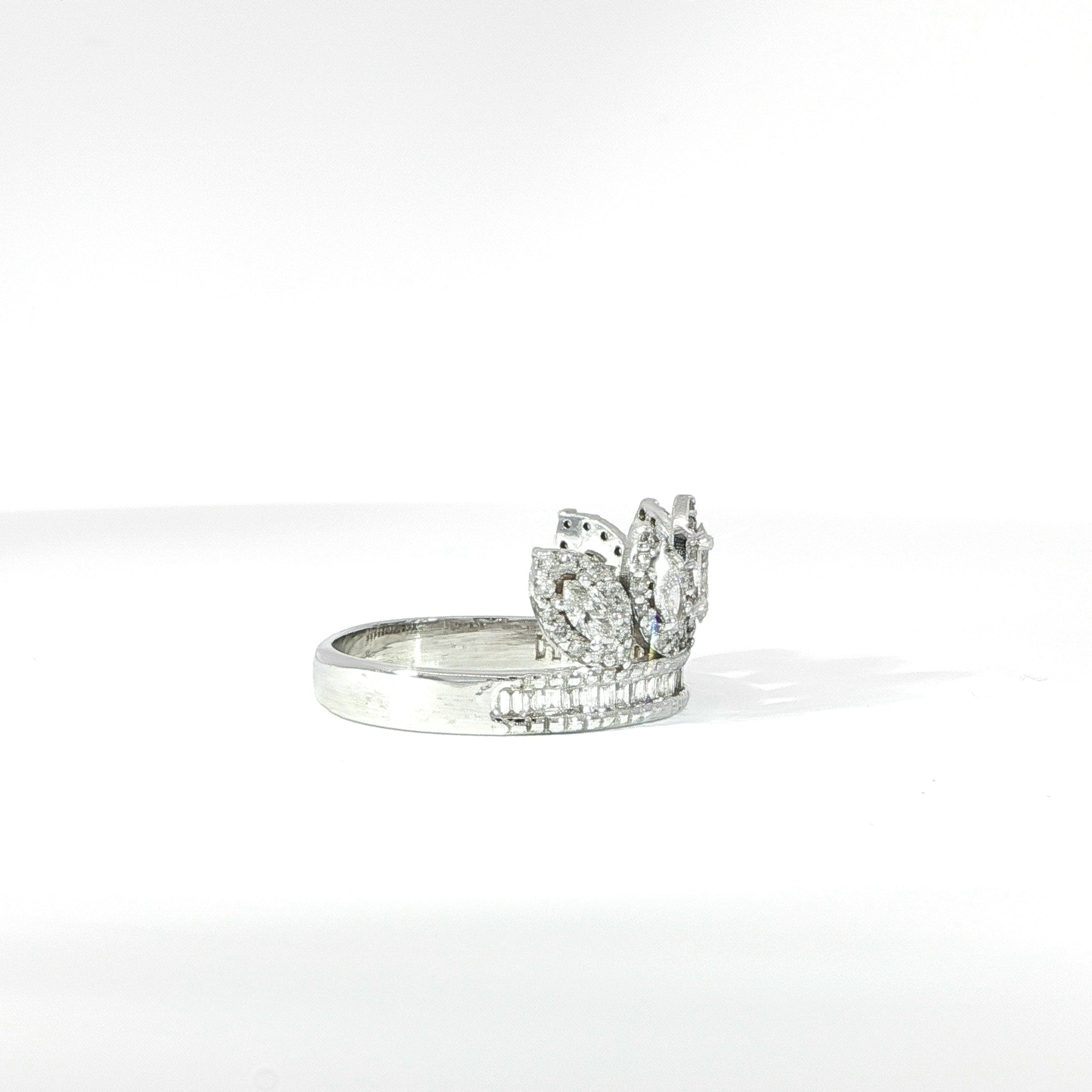 14K White Gold Crown-Style LG Diamond Ring – 2ctw