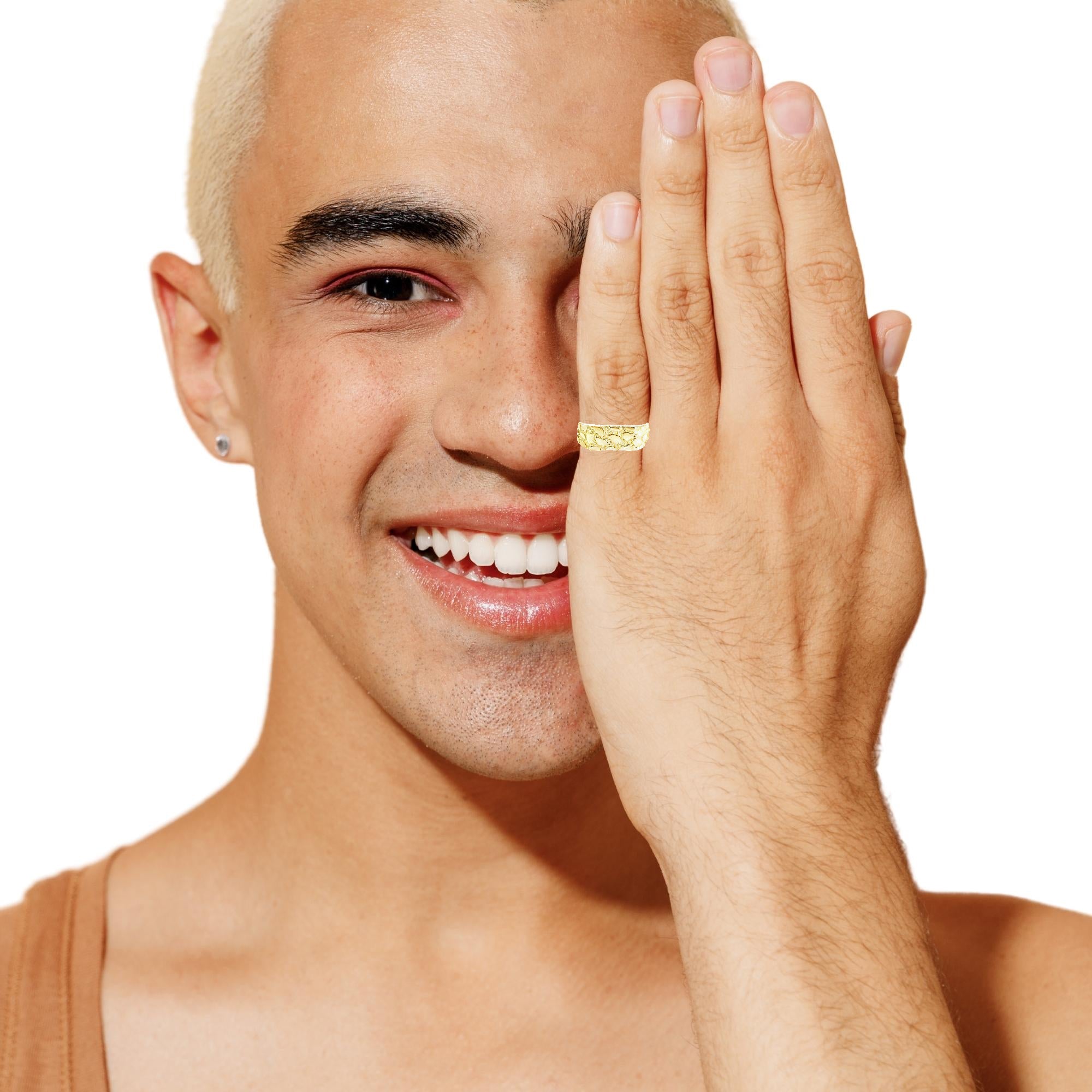 14K Yellow Gold Nugget Design Band – 7.6mm