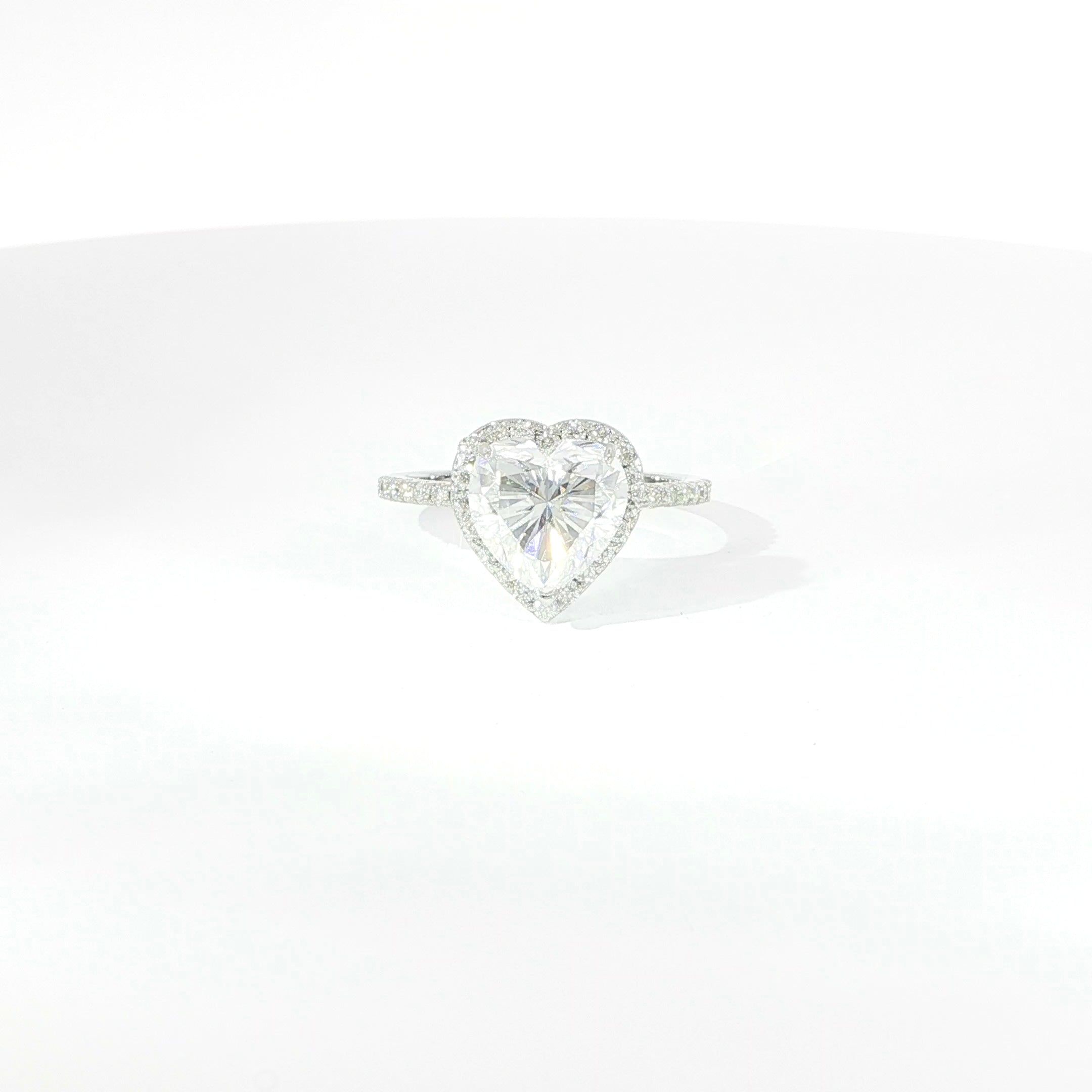 925 Sterling Silver Heart Halo Engagement Ring with VVS Moissanite - 3.5ctw  (1)