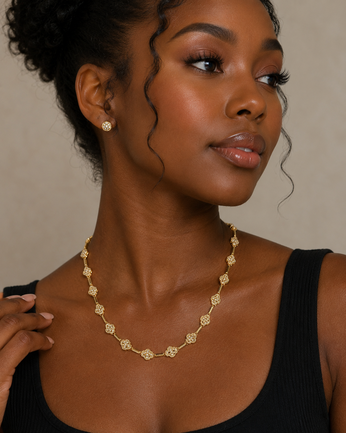 Sterling Silver clover necklace with shimmering moissanites model