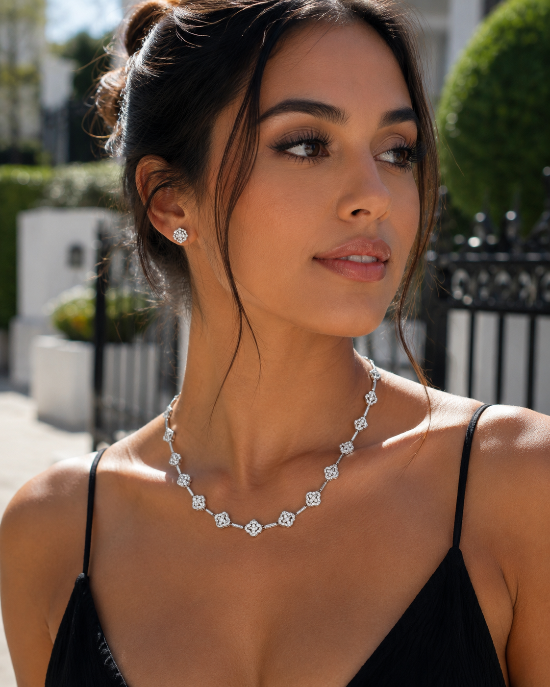 clover station necklace in Sterling Silver with VVS Moissanite