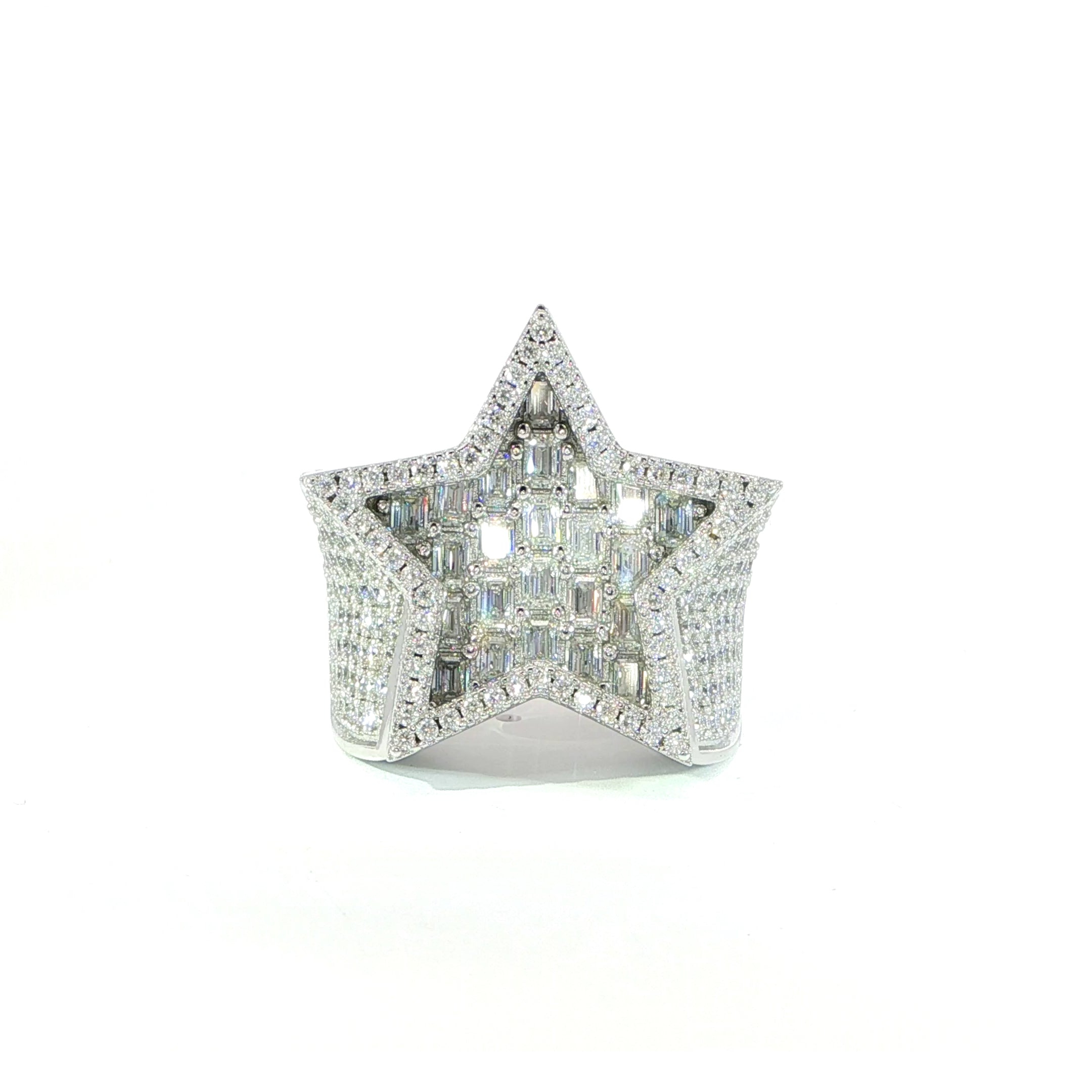 VVS moissanite star ring with baguette-cut accents