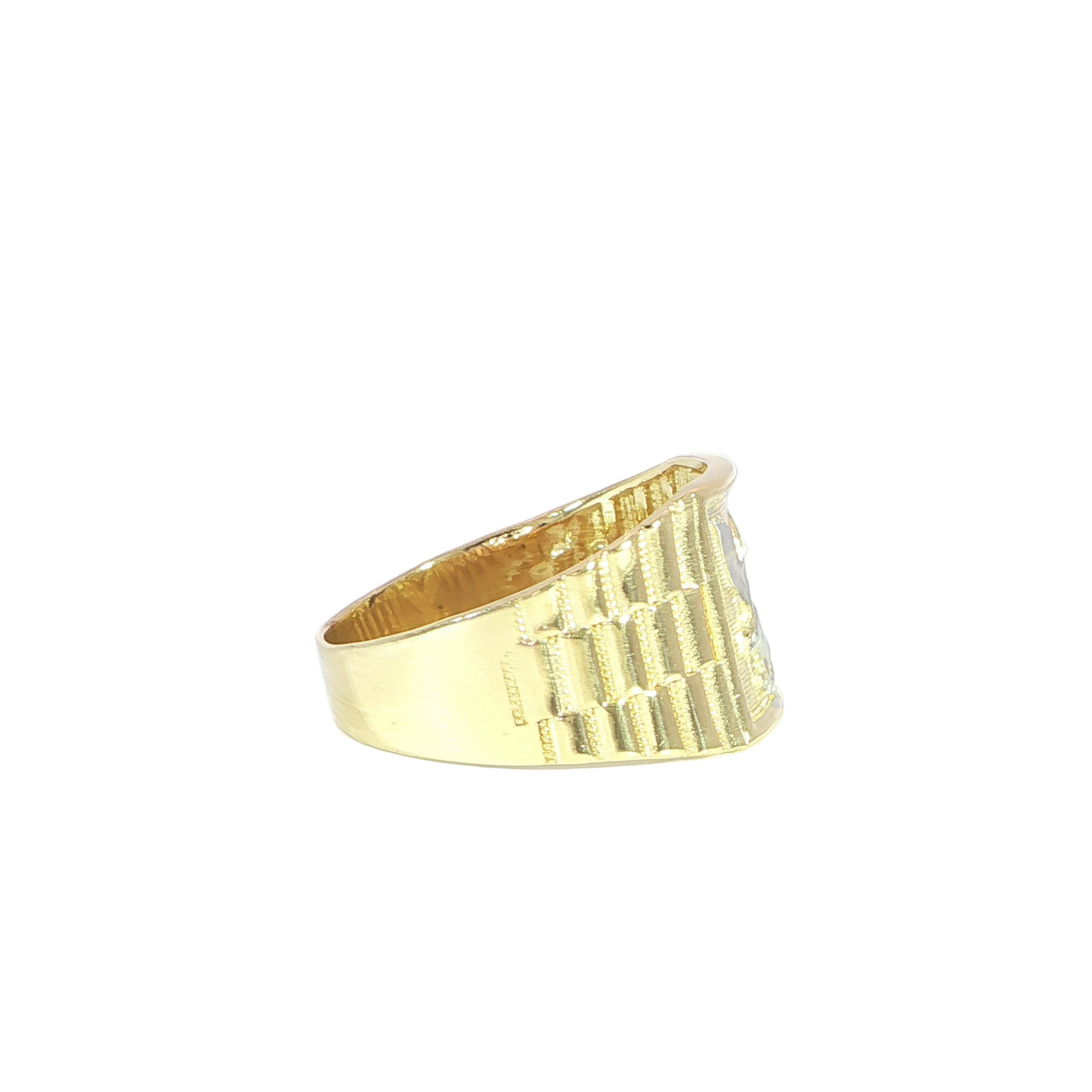 Eagle signet ring with textured sides