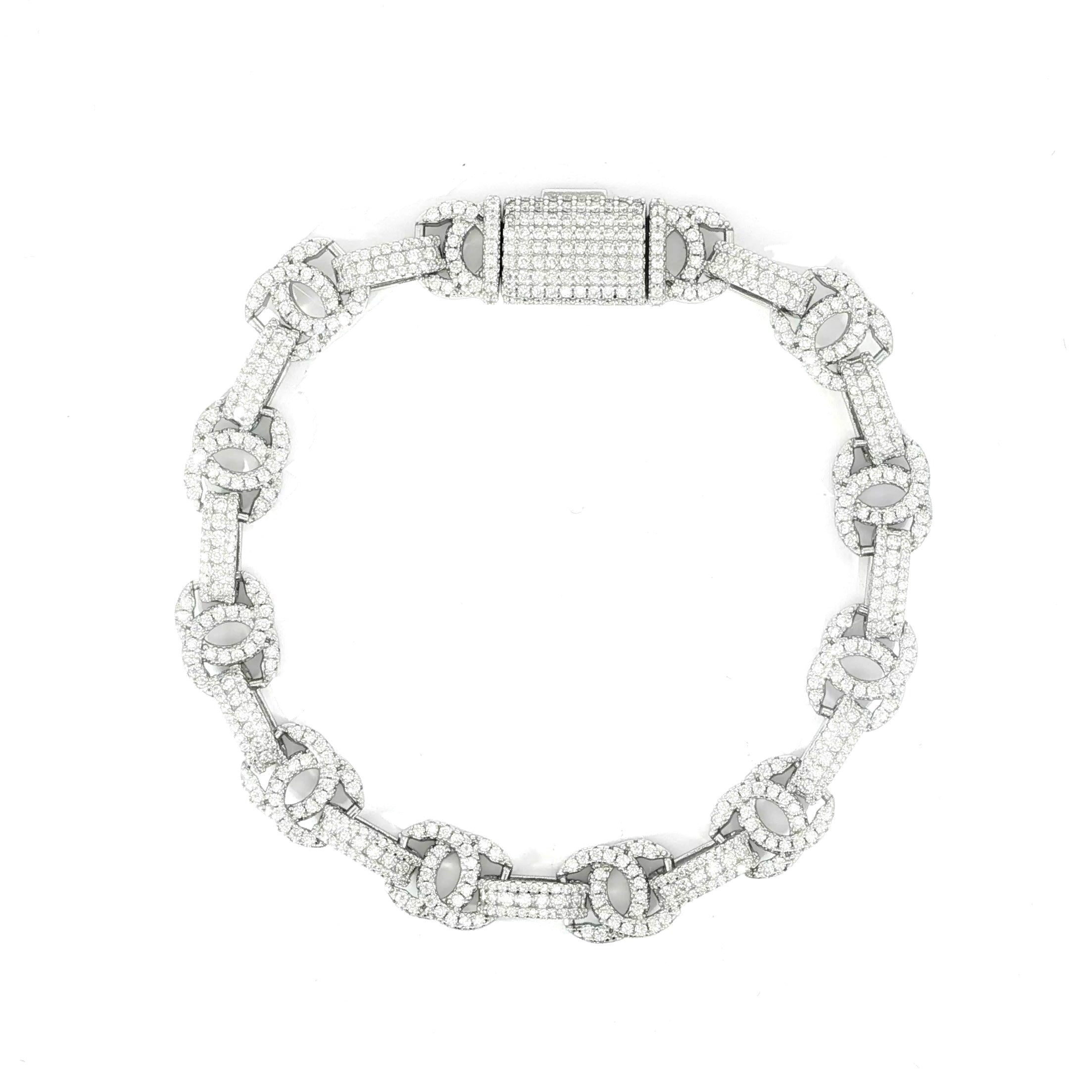 Interlocking Circles Tennis Bracelet in 925 sterling silver featuring 5.65 CTW of VVS moissanite and a designer-inspired pavé circle link design.