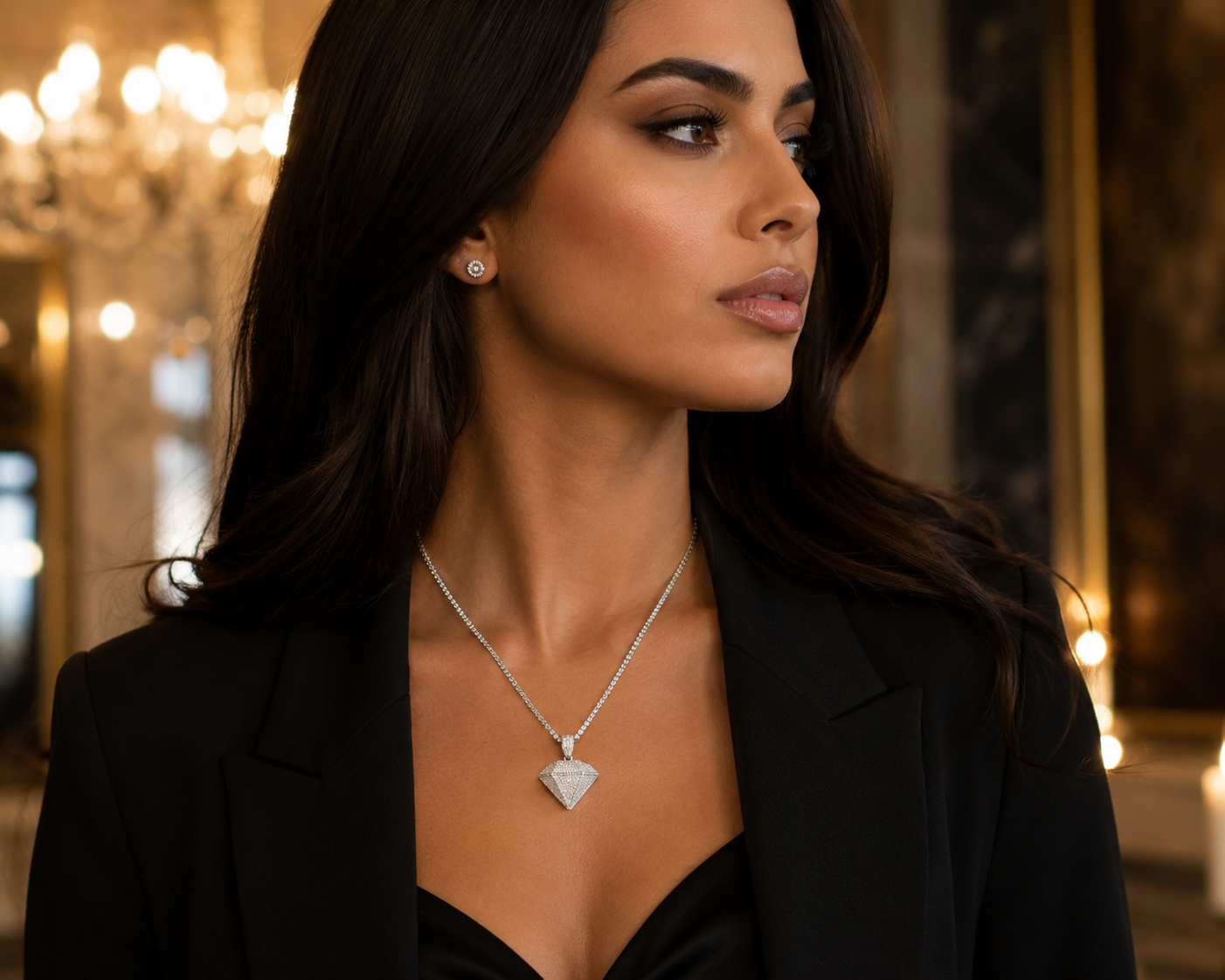Luxury 3D Diamond Shape Pendant 28x33MM
