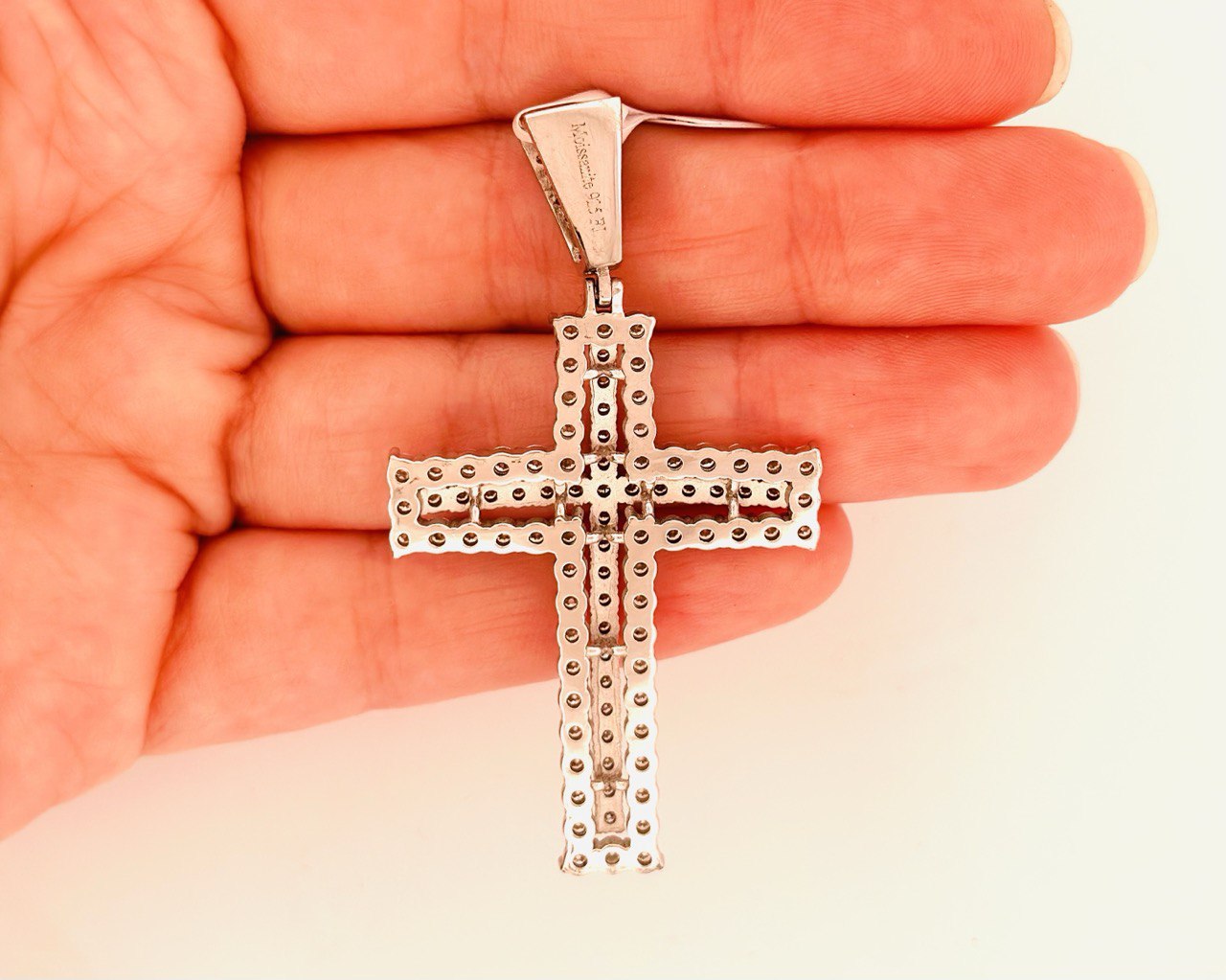 Sterling Silver Cross Pendant with VVS Moissanite - 4.77 Carat