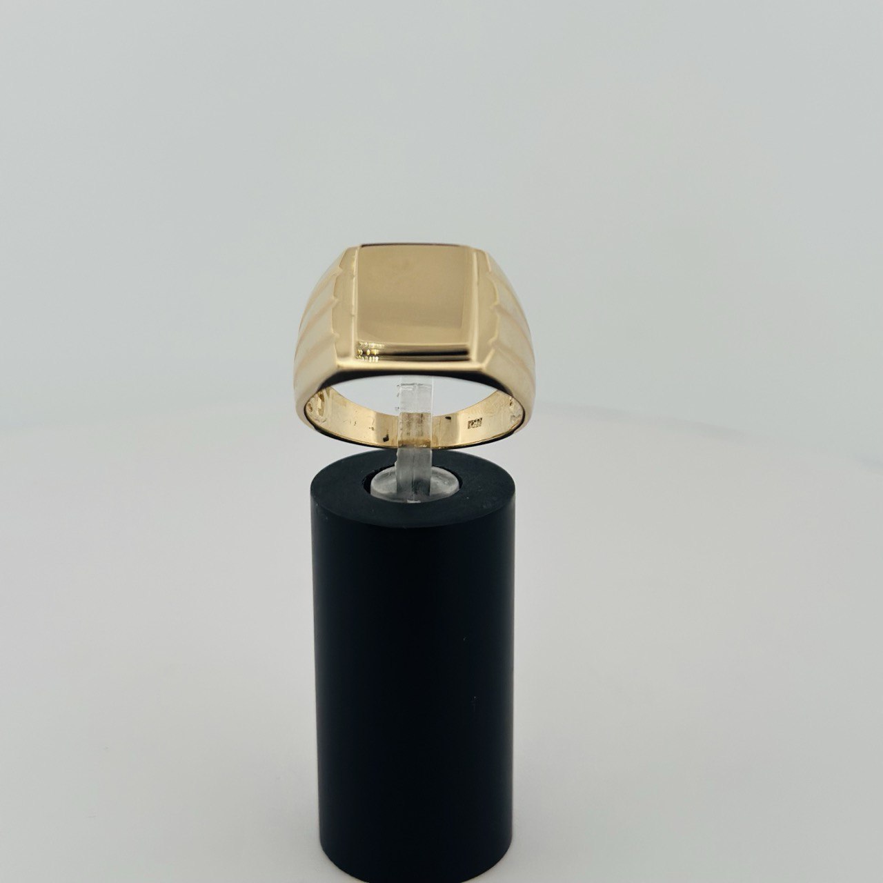14K Yellow Gold Men’s Ring - 13.5MM