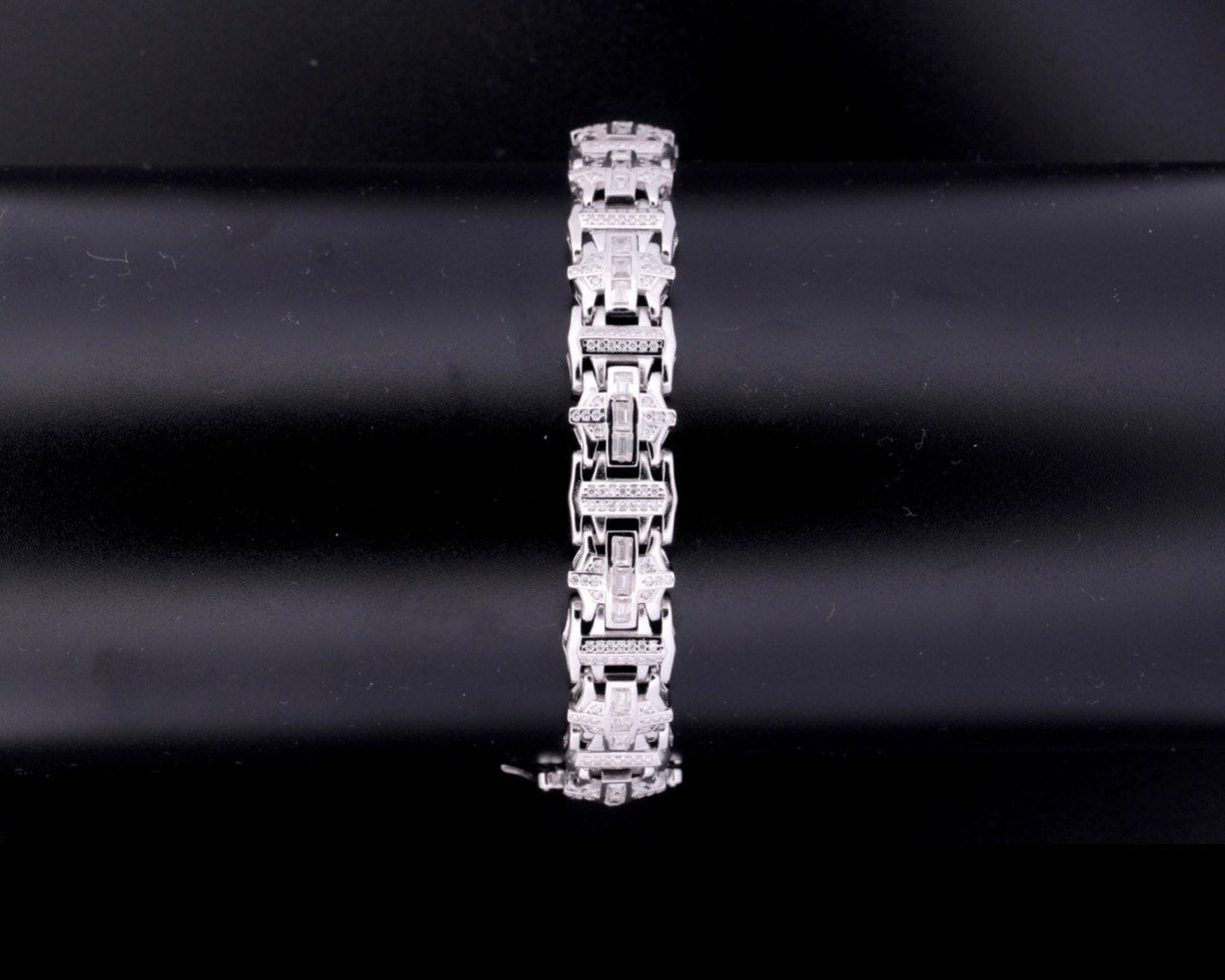 Sterling Silver Bracelet - 12mm, 5.5CT VVS Moissanite, New Fashion Design